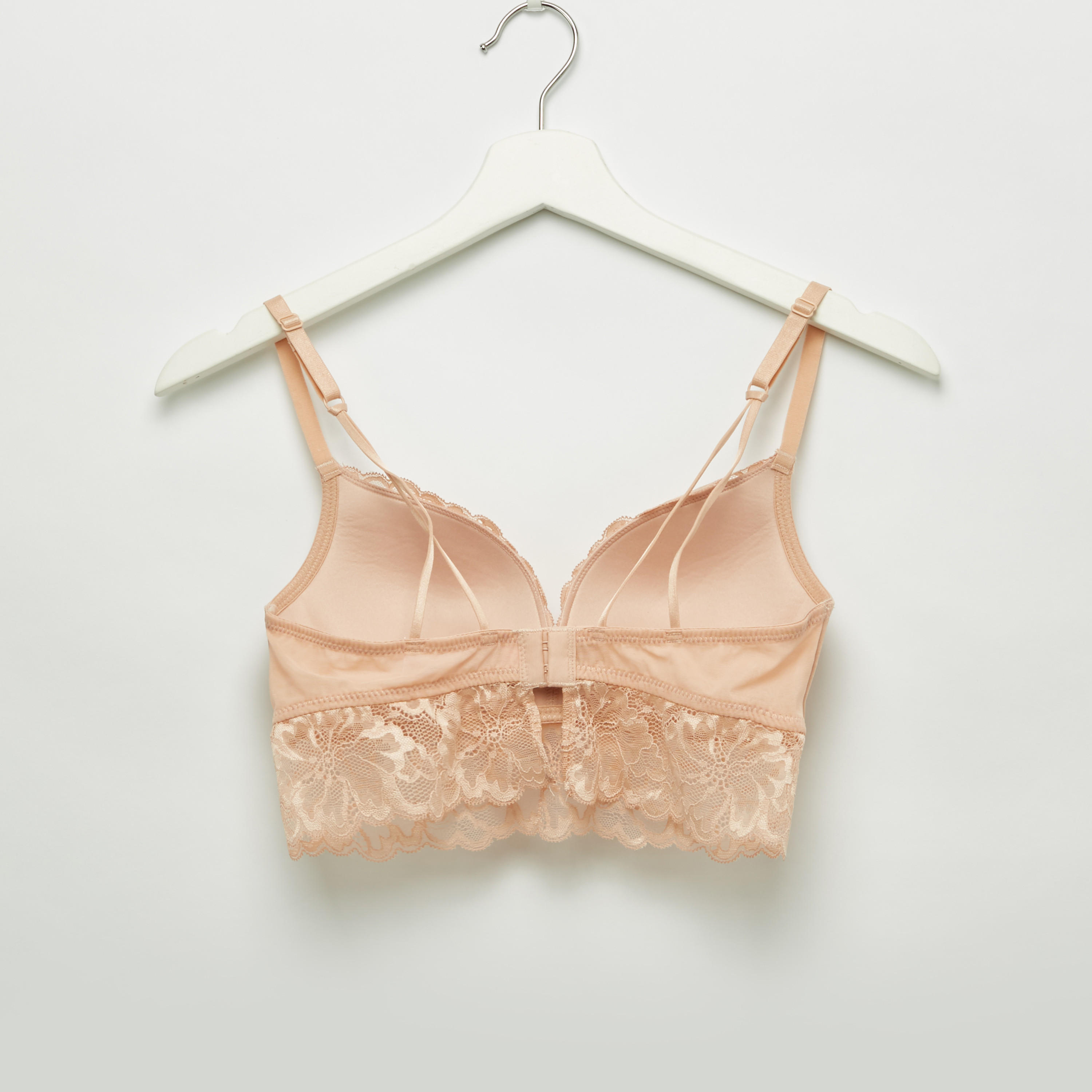 طقم سراويل بيكيني وصدريّة ديمي مبطّنة بتفاصيل دانتيل-women-clothing-lingerie-lingeriesets-image-3
