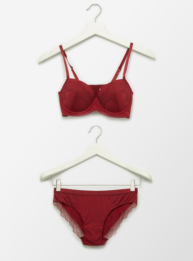 طقم سراويل داخلية وصدريّة ديمي مبطّنة بتفاصيل دانتيل-women-clothing-lingerie-lingeriesets-image-1