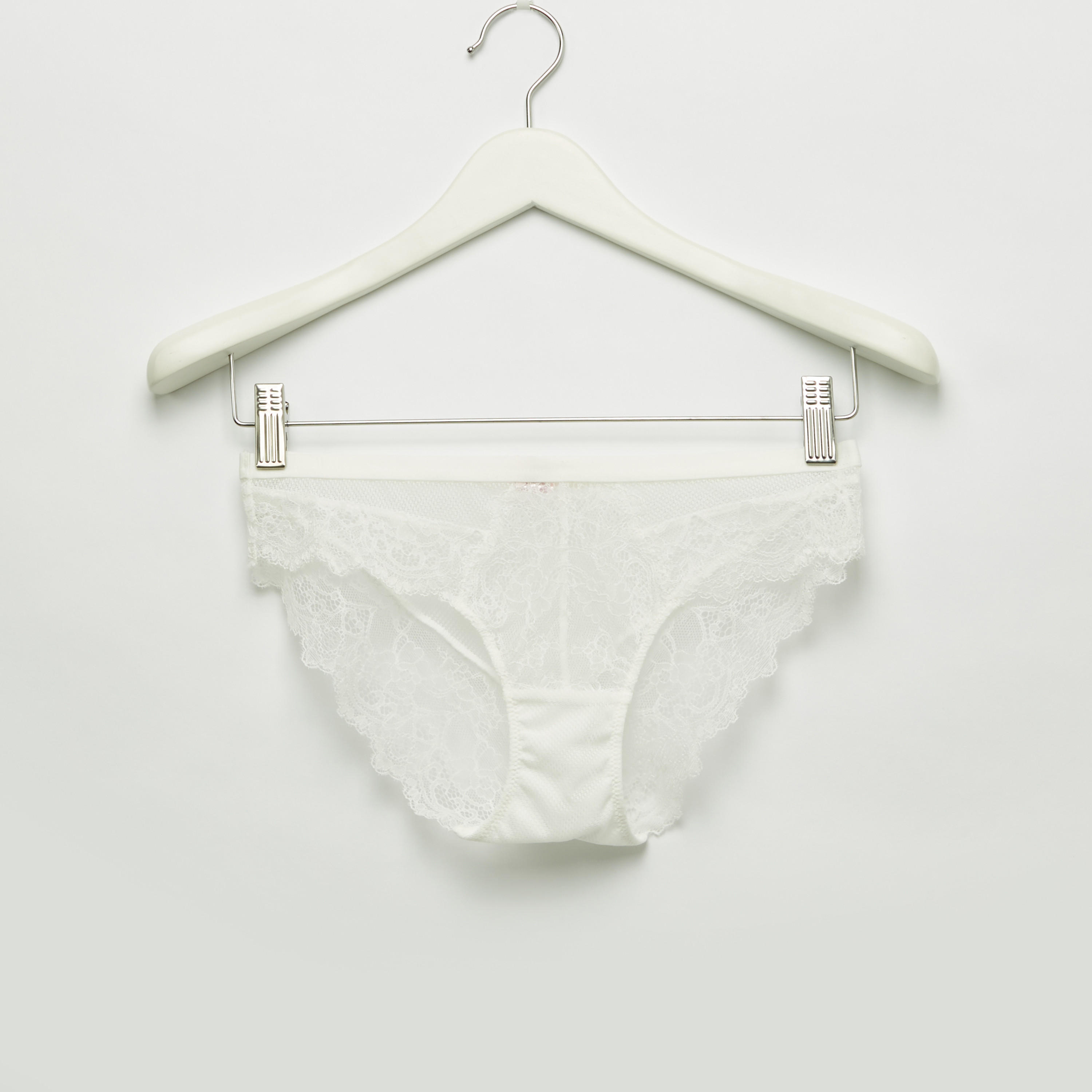 طقم سراويل داخلية وصدريّة ديمي مبطّنة بتفاصيل دانتيل-women-clothing-lingerie-lingeriesets-image-9