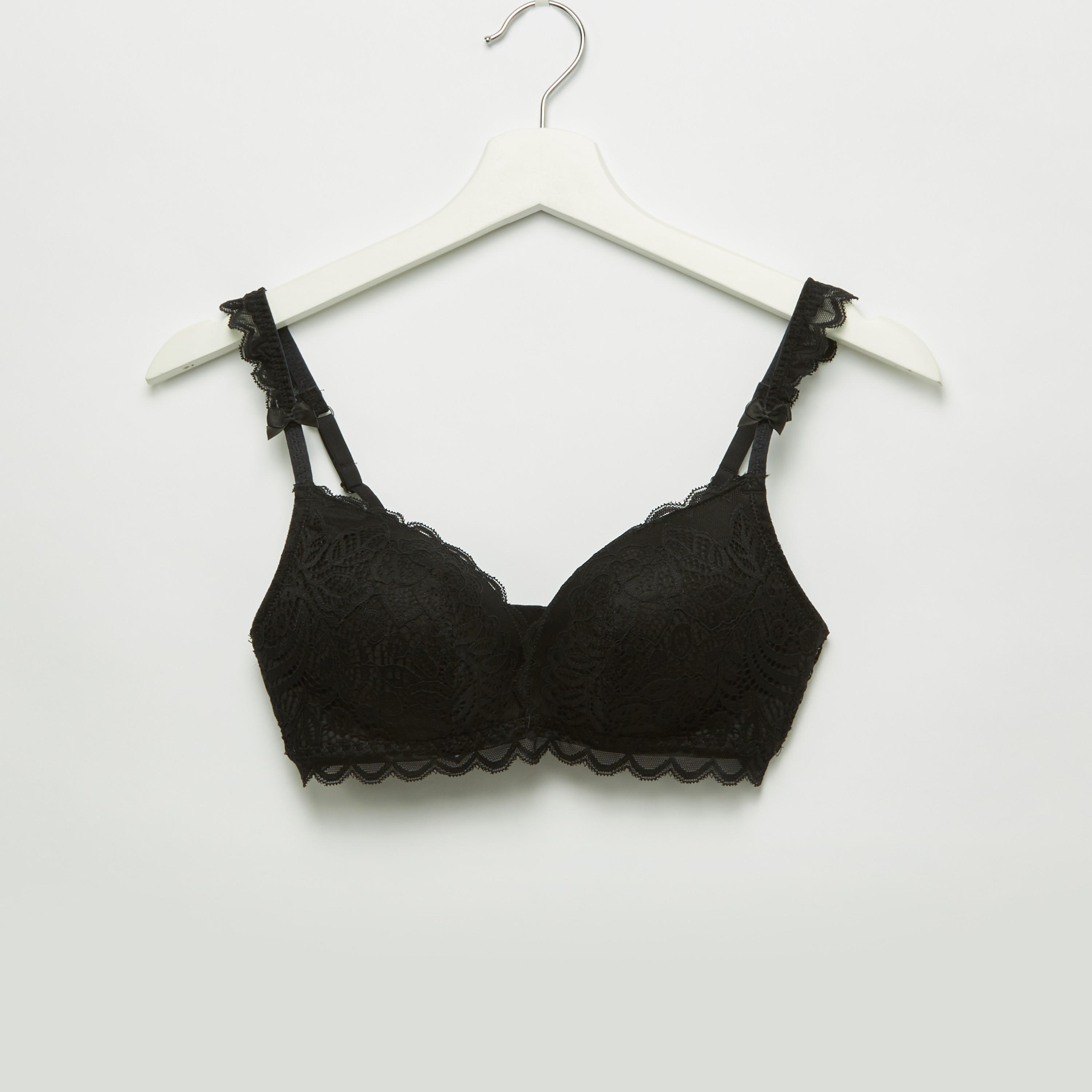 طقم سراويل داخلية وصدريّة ديمي مبطّنة بتفاصيل دانتيل-women-clothing-lingerie-lingeriesets-image-2
