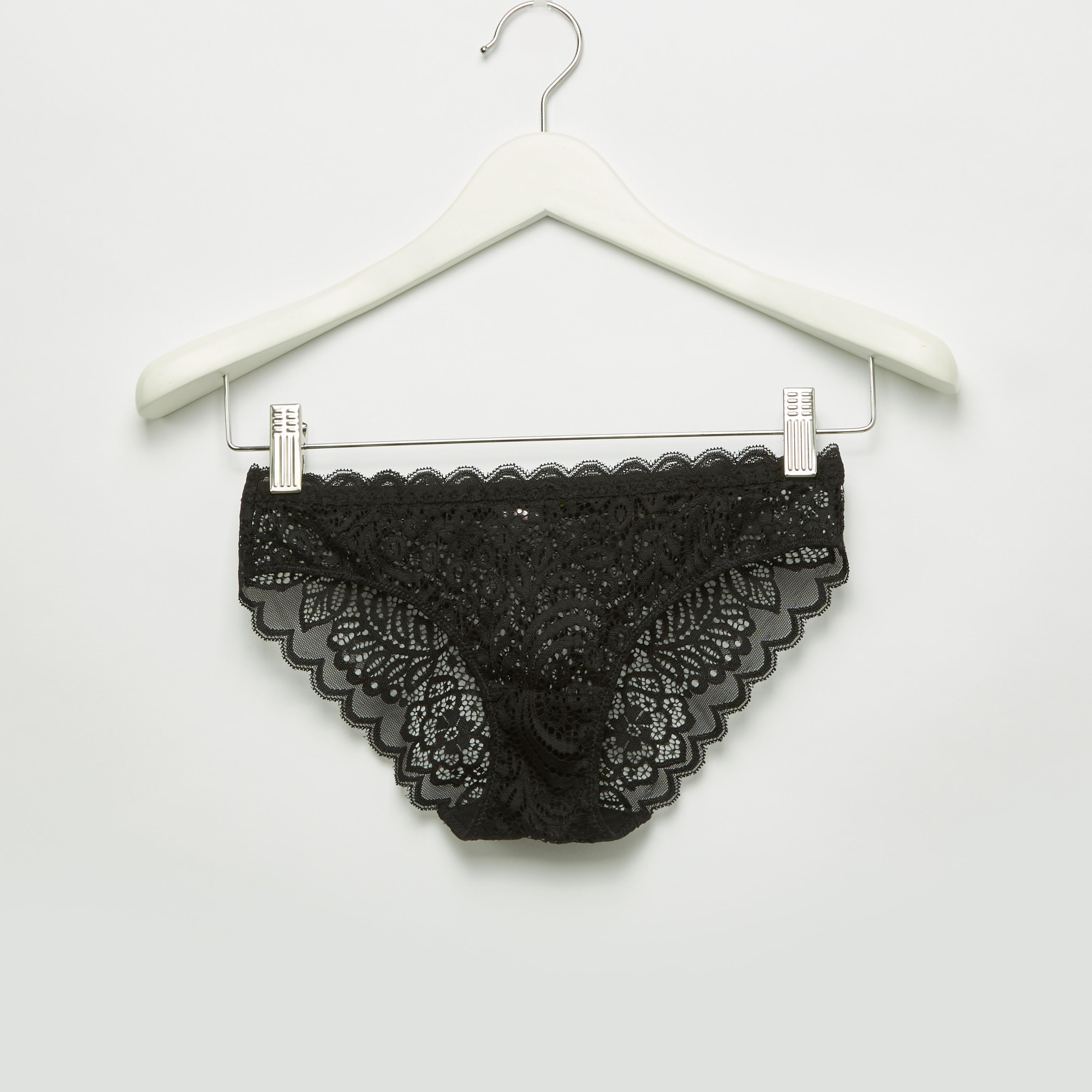 طقم سراويل داخلية وصدريّة ديمي مبطّنة بتفاصيل دانتيل-women-clothing-lingerie-lingeriesets-image-4