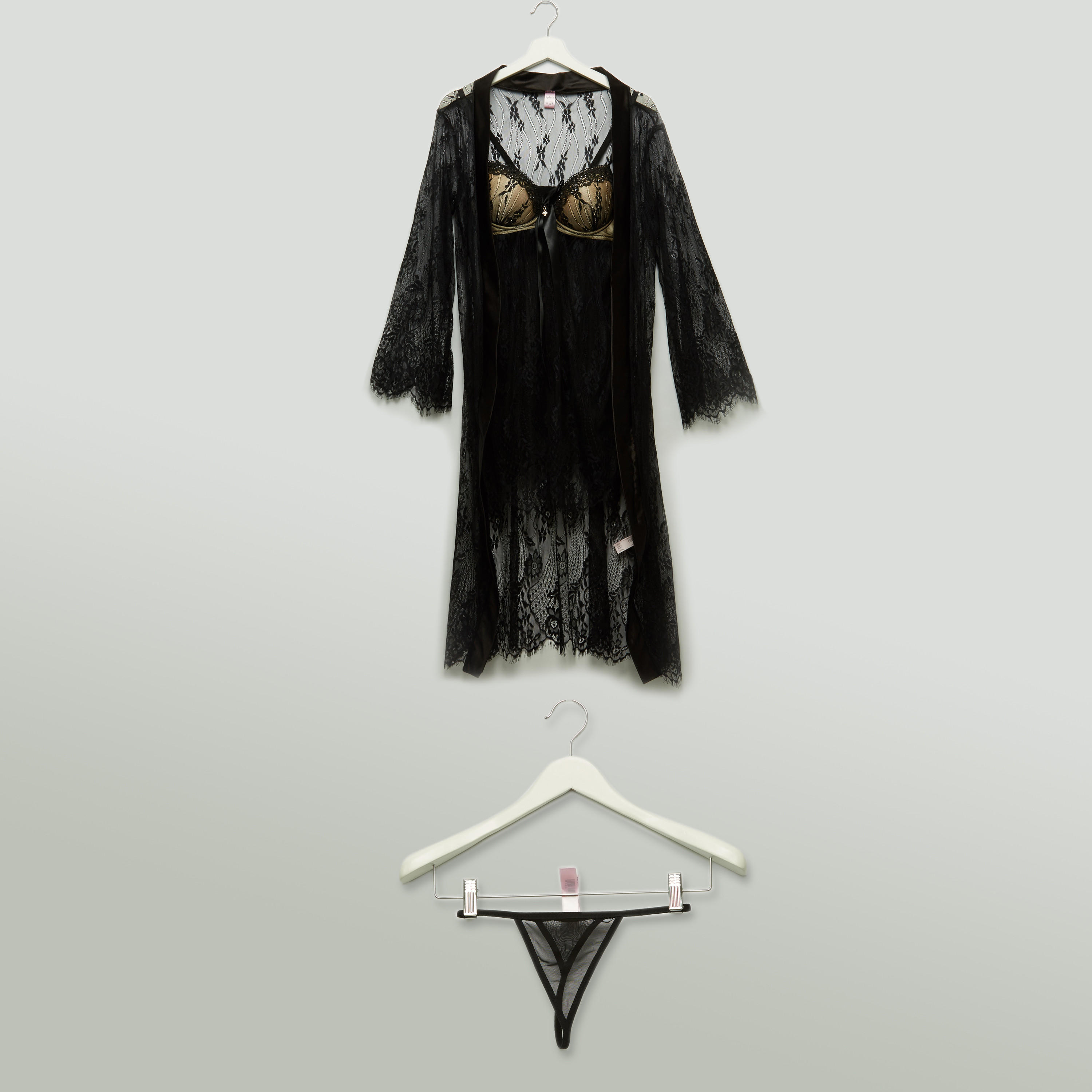 طقم ملابس نوم دانتيل من 3 قطع-women-clothing-nightwear-nighties-image-1
