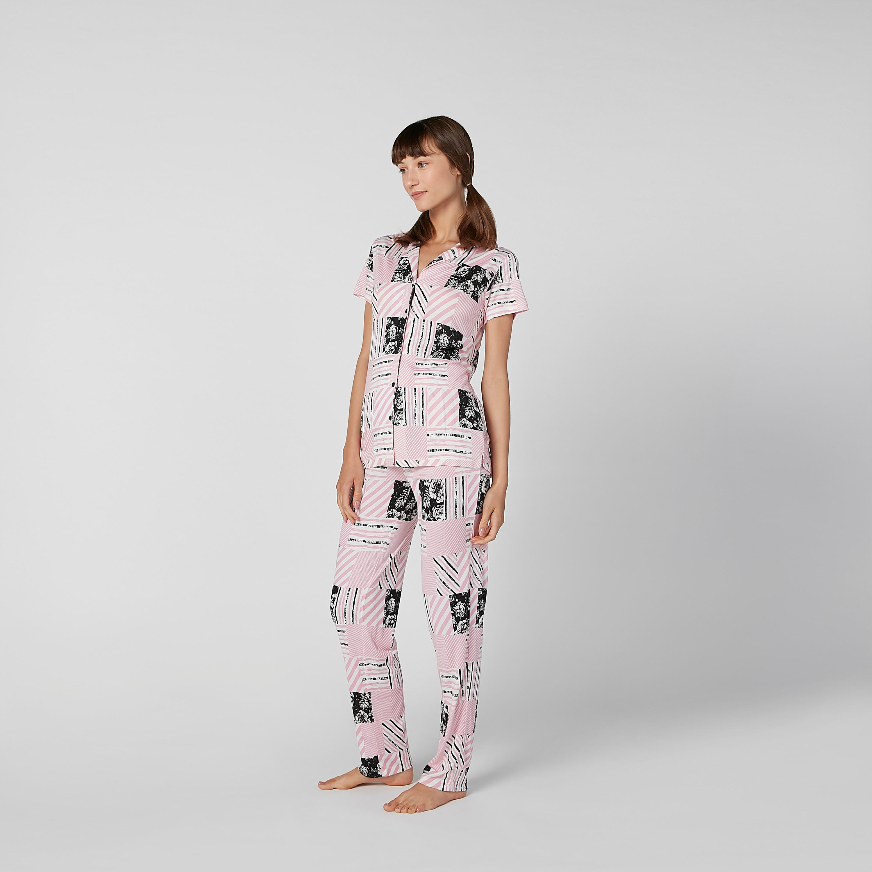 طقم بنطلون بيجاما وقميص بأكمام قصيرة وطبعات-women-clothing-nightwear-pyjamas-longsets-image-2