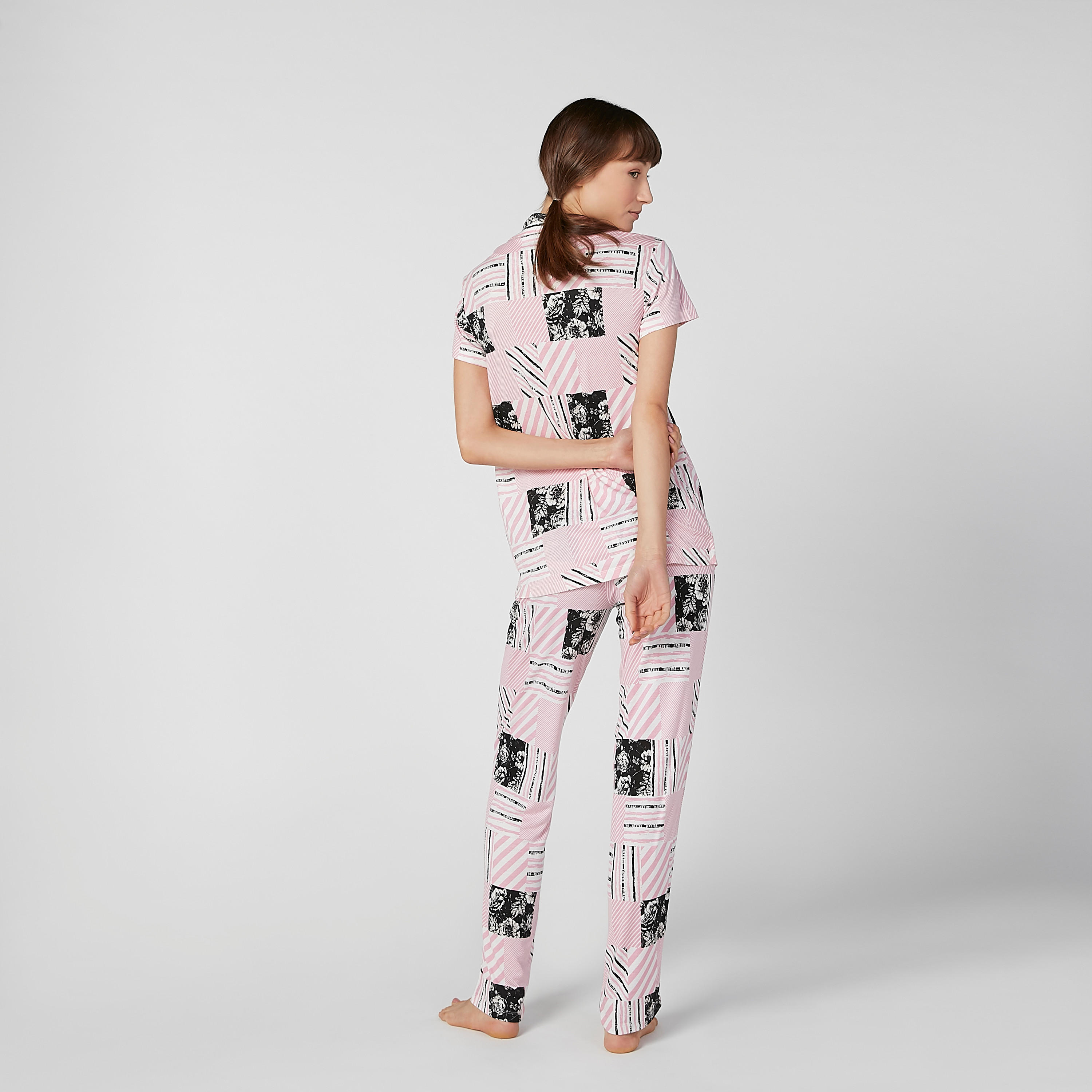 طقم بنطلون بيجاما وقميص بأكمام قصيرة وطبعات-women-clothing-nightwear-pyjamas-longsets-image-3