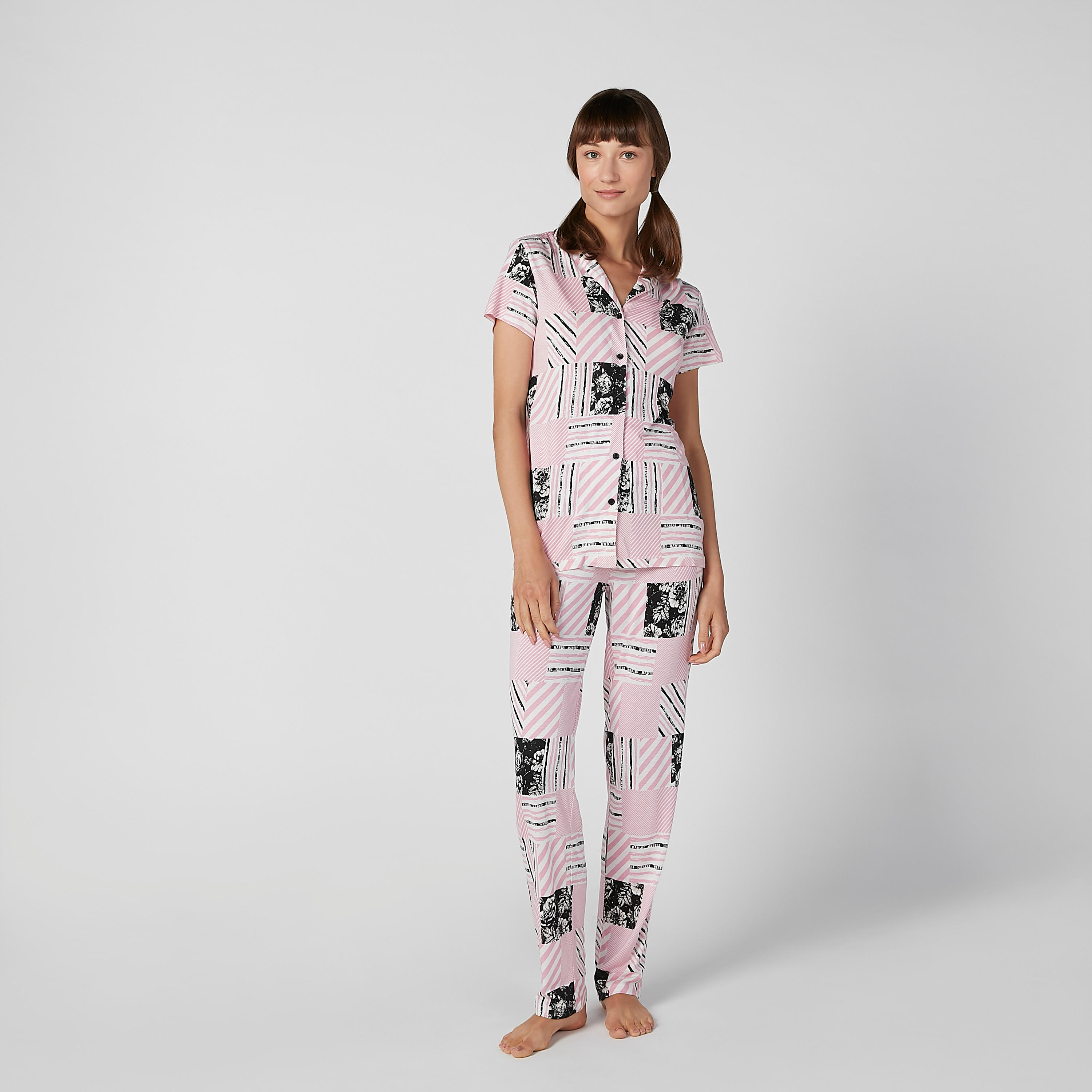 طقم بنطلون بيجاما وقميص بأكمام قصيرة وطبعات-women-clothing-nightwear-pyjamas-longsets-image-4