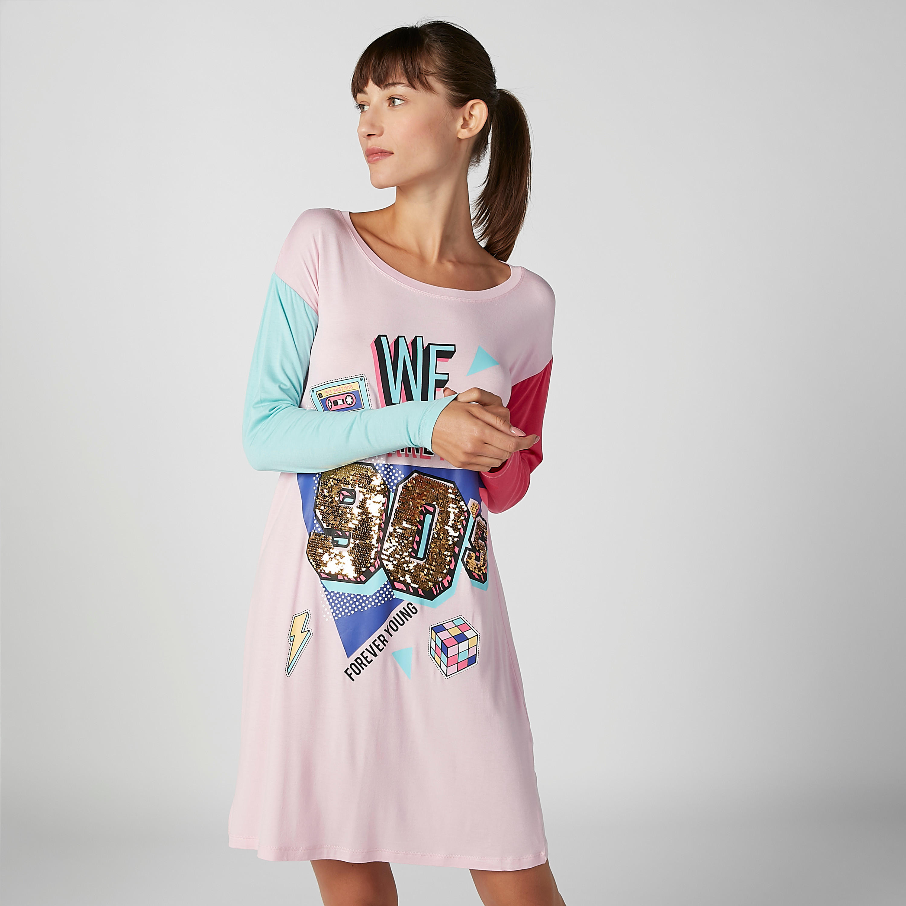 قميص نوم بياقة قارب وأكمام طويلة وطبعات-women-clothing-nightwear-nighties-image-1