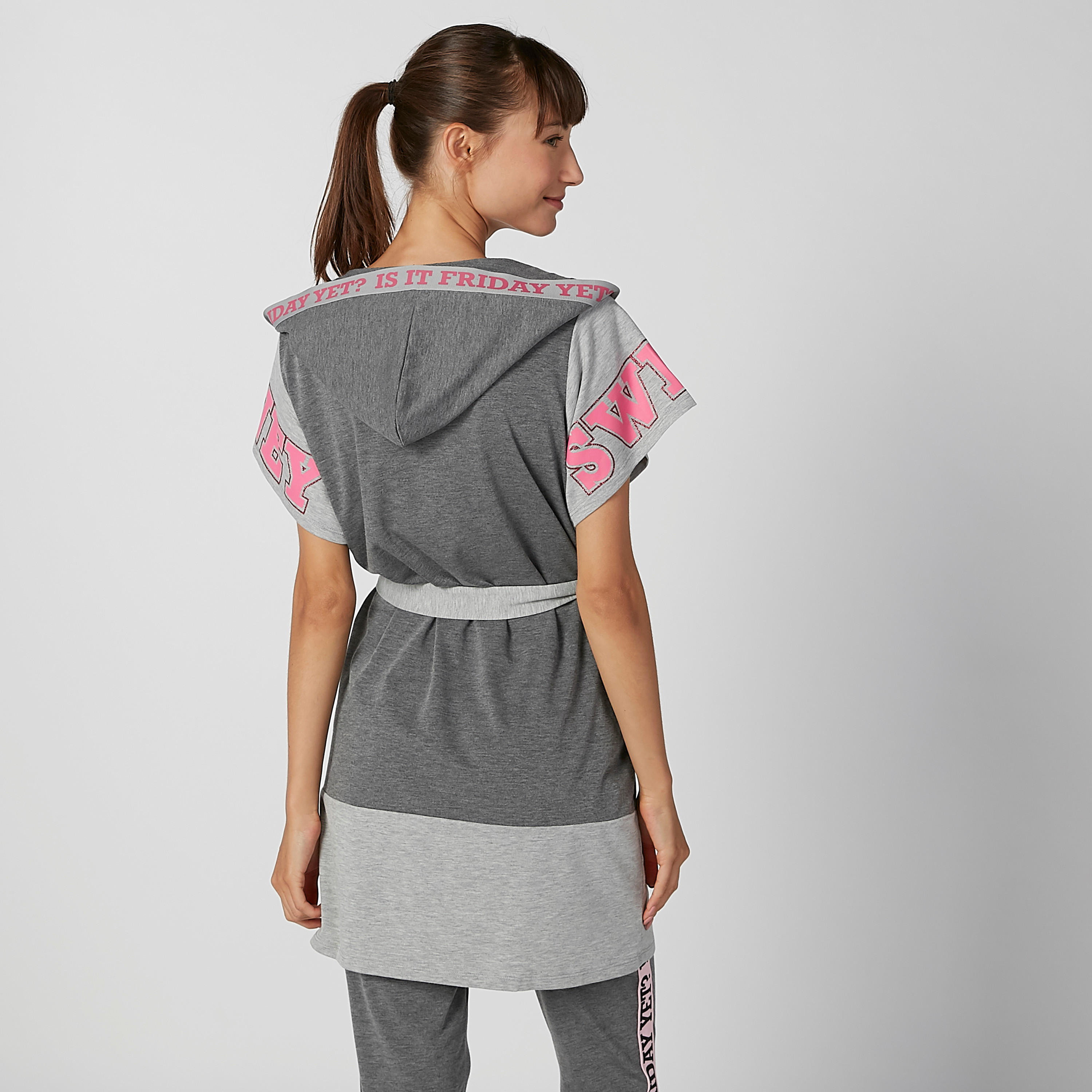 روب بقبعة وأربطة وطبعات-women-clothing-nightwear-robes-image-2