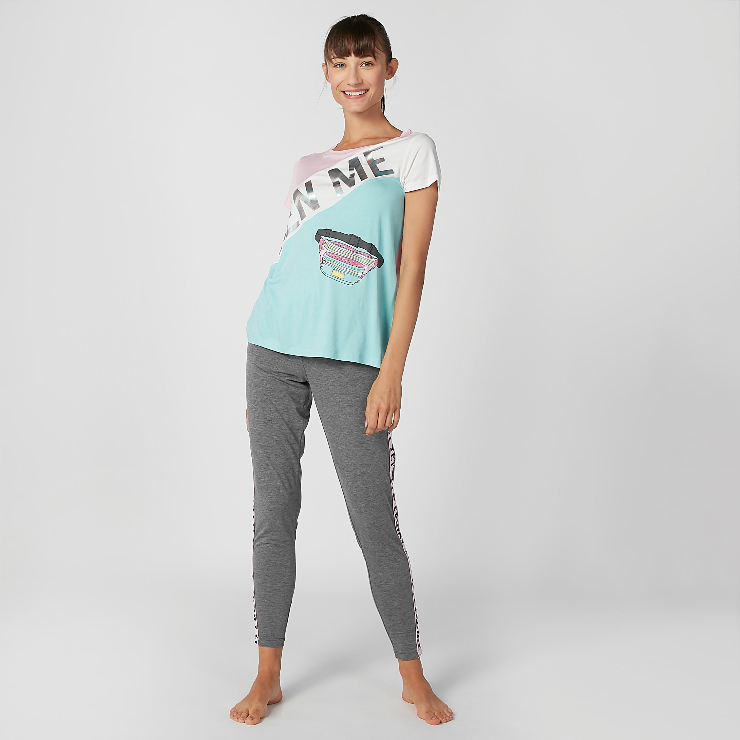 طقم بنطلون ليقنز بشريطة وتيشيرت بأكمام قصيرة وطبعات-women-clothing-nightwear-pyjamas-longsets-image-2