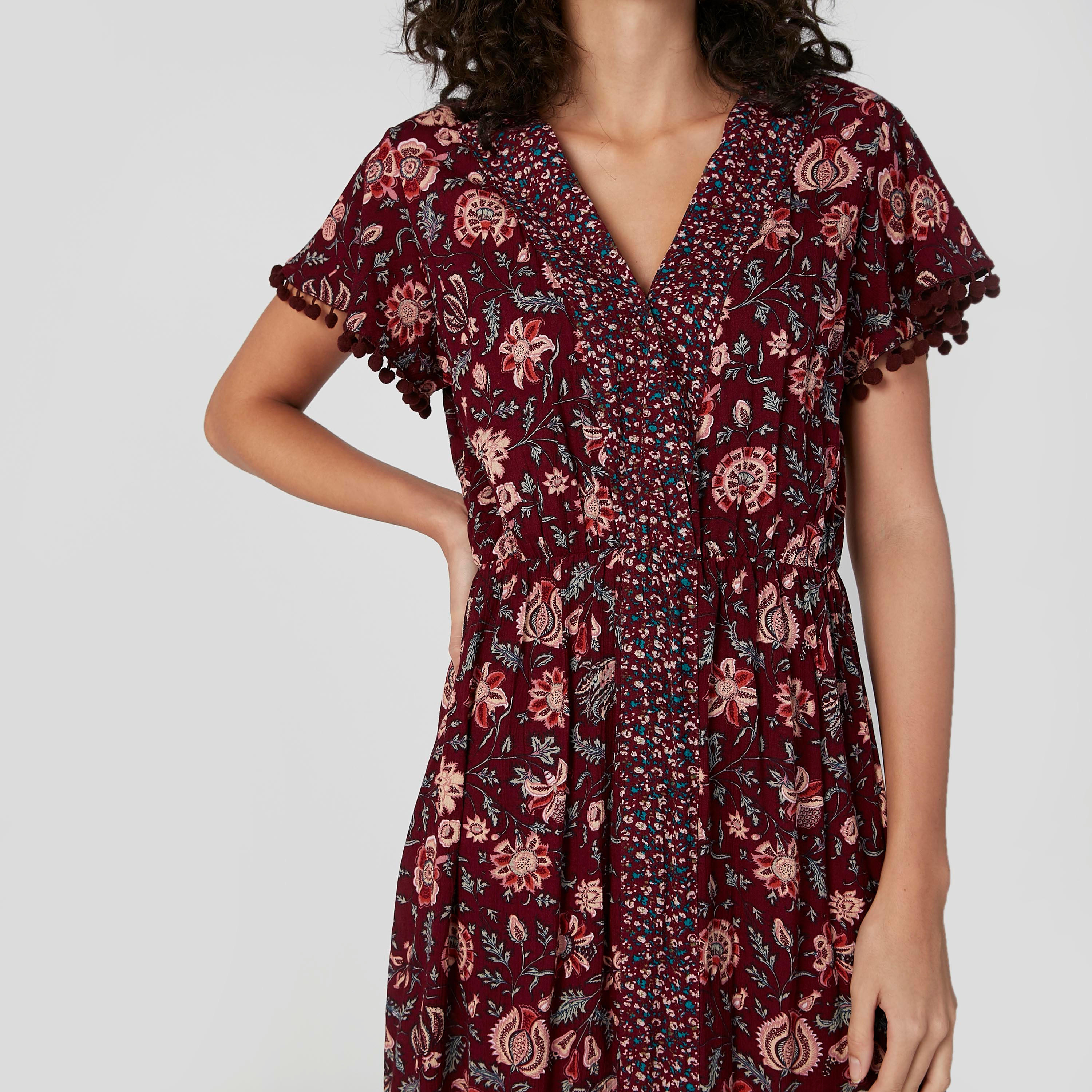 قميص نوم طويل بياقة V وأكمام قصيرة وطبعات-women-clothing-nightwear-nighties-image-3