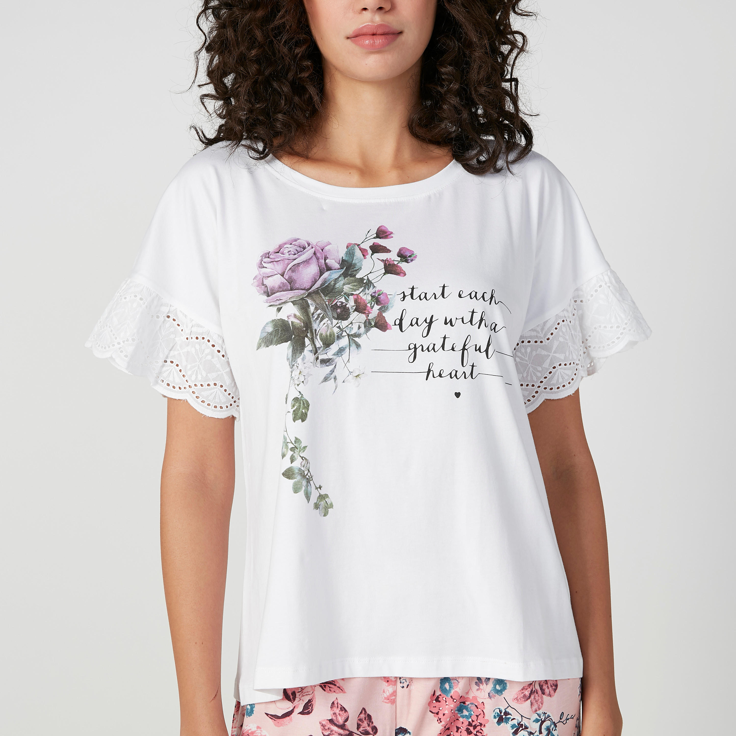 طقم بنطلون بيجاما 3/4 وتيشيرت بياقة مستديرة وطبعات-women-clothing-nightwear-pyjamas-longsets-image-3