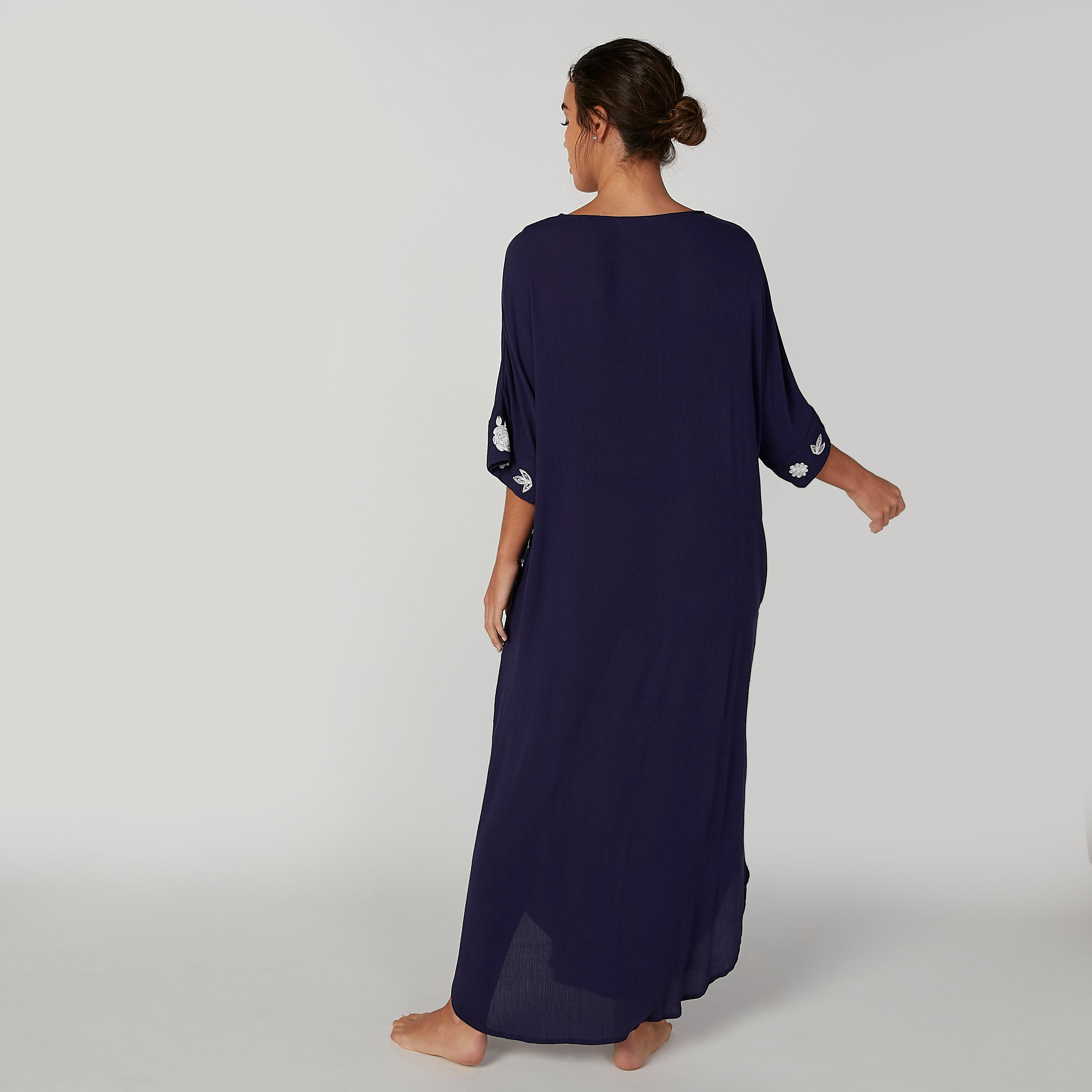 قميص نوم طويل سادة بياقة V وأكمام متصلة-women-clothing-nightwear-nighties-image-2