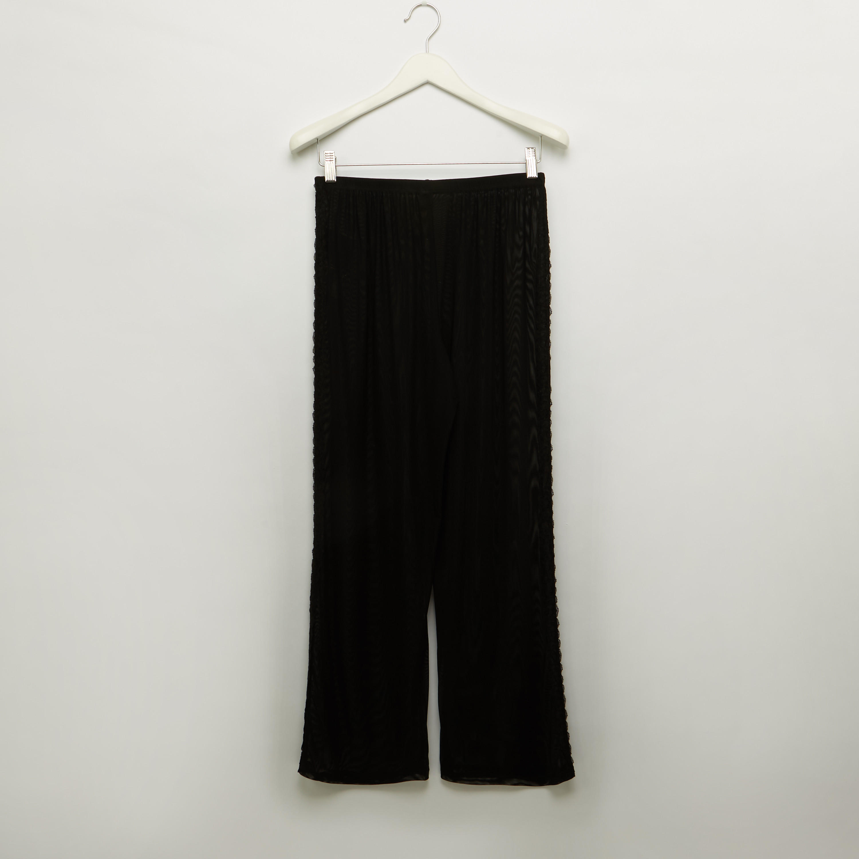 طقم بنطال بيجاما طويل وبلوزة دون أكمام وتفاصيل دانتيل-women-clothing-nightwear-pyjamas-longsets-image-1