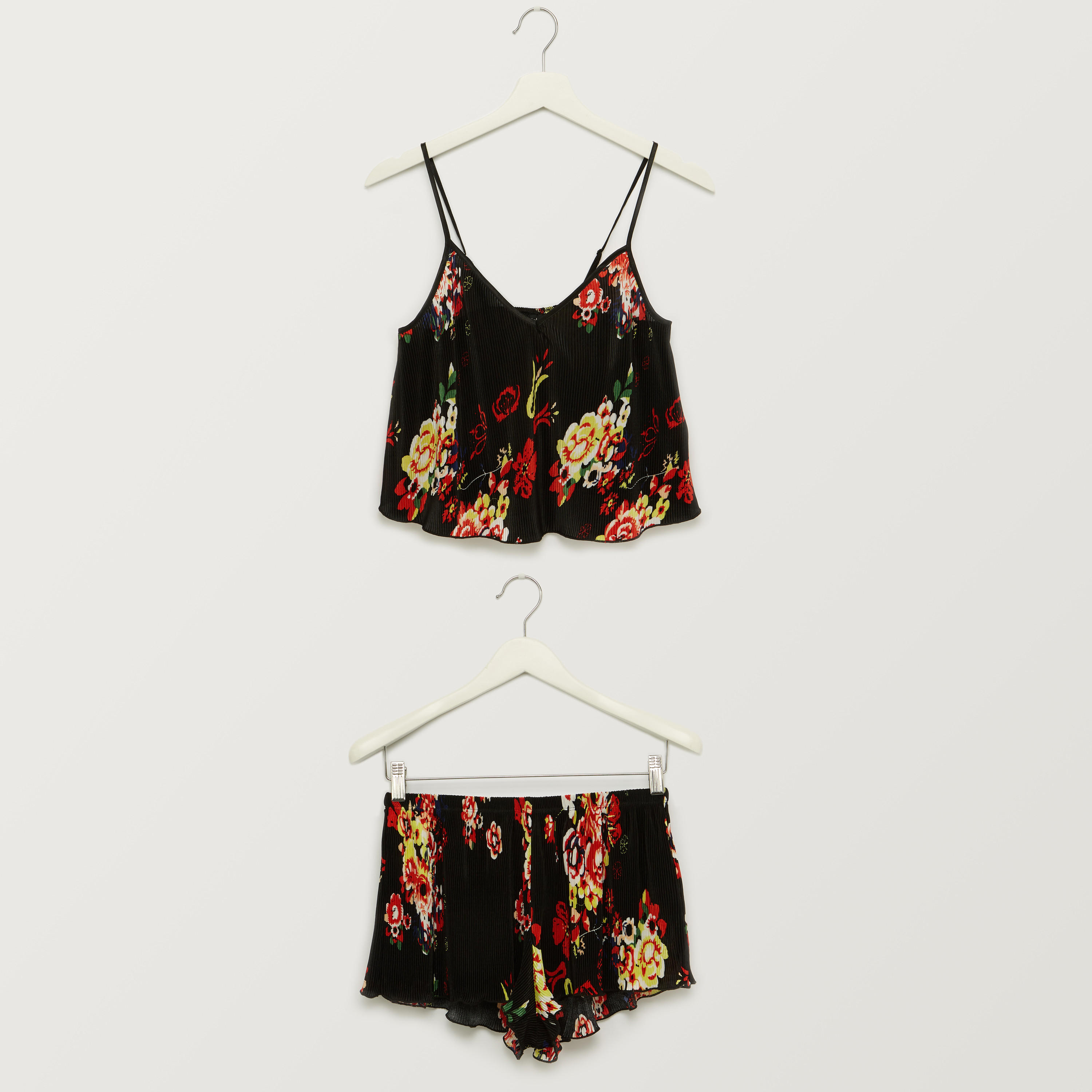 Printed Sleeveless V-neck Top with Shorts-women-clothing-nightwear-pyjamas-longsets-image-1