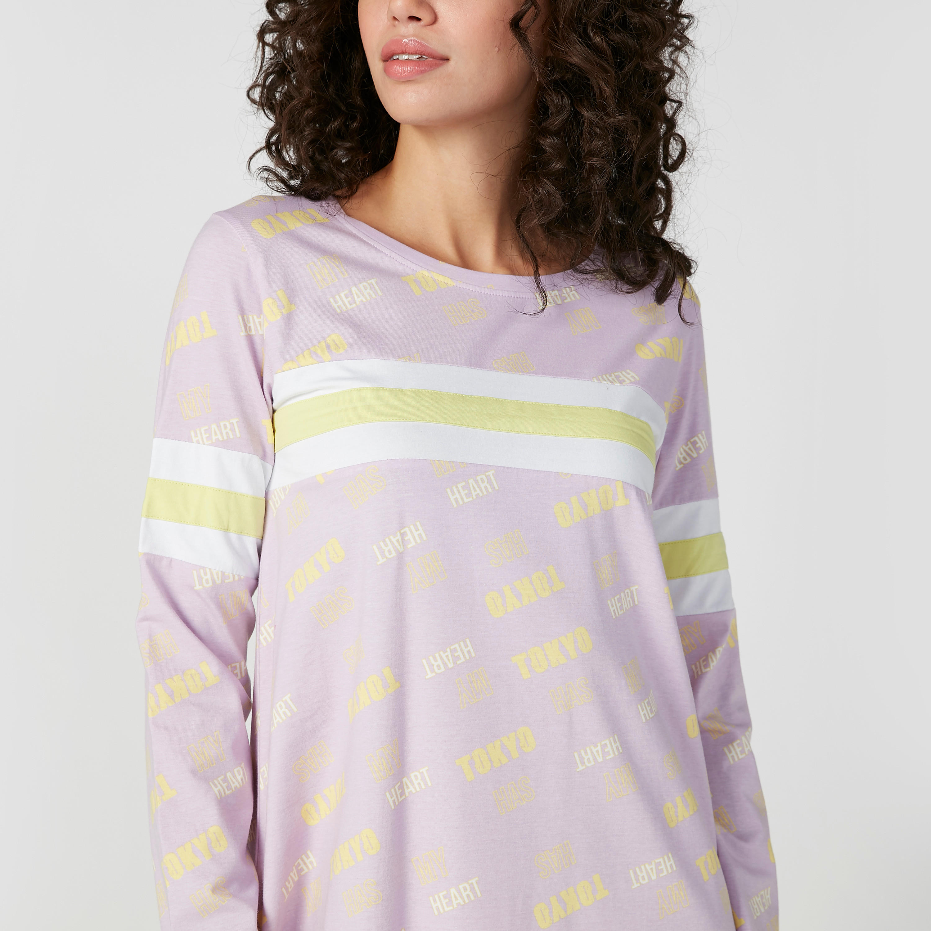 قميص نوم بياقة مستديرة وأكمام طويلة وطبعات-women-clothing-nightwear-nighties-image-2