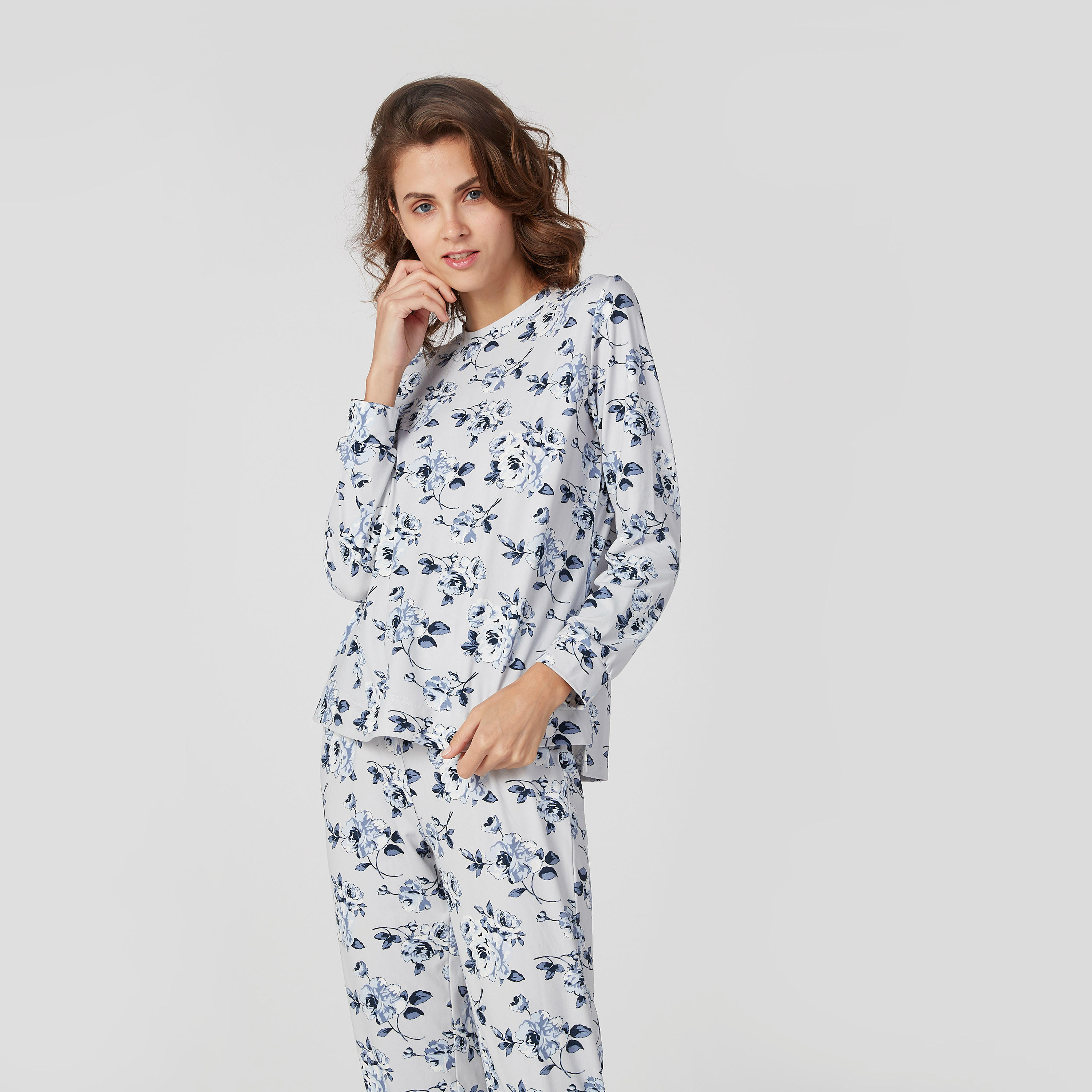 Printed Long Sleeves T-shirt with Full Length Jog Pants-women-clothing-nightwear-pyjamas-longsets-image-4