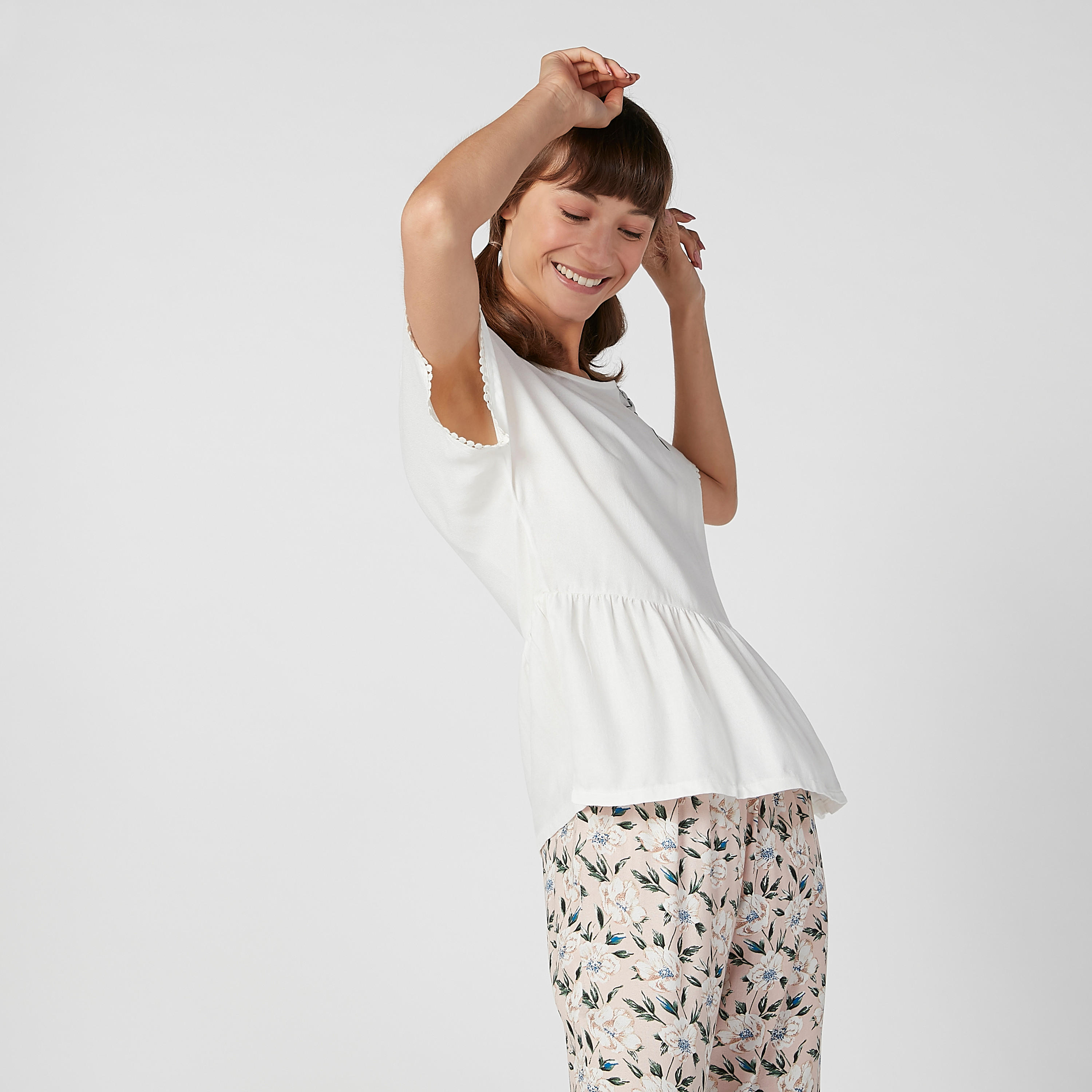 طقم بنطلون بيجاما وبلوزة بياقة قارب وطبعات-women-clothing-nightwear-pyjamas-longsets-image-3