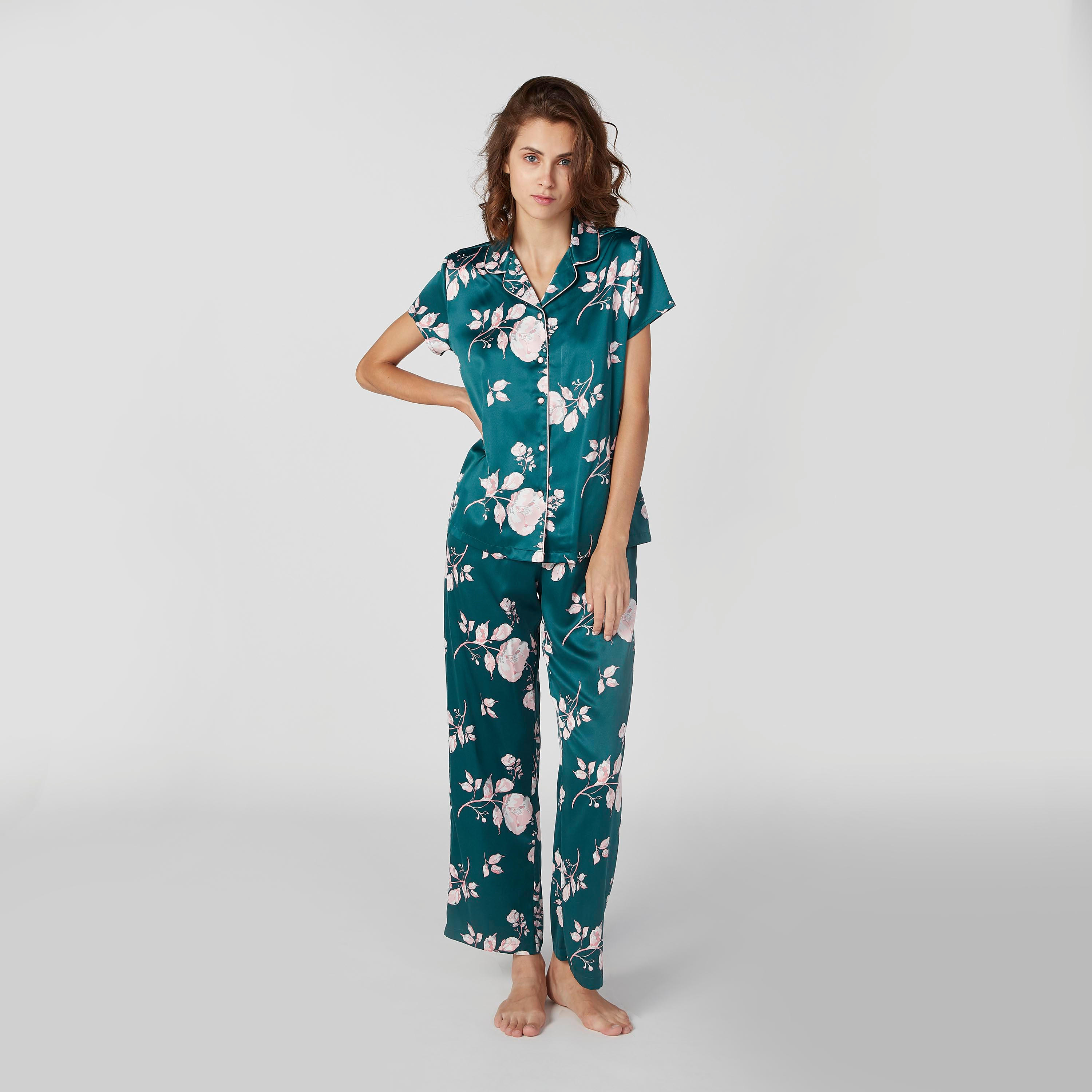 طقم بنطلون بيجاما وقميص بأكمام قصيرة وطبعات-women-clothing-nightwear-pyjamas-longsets-image-1