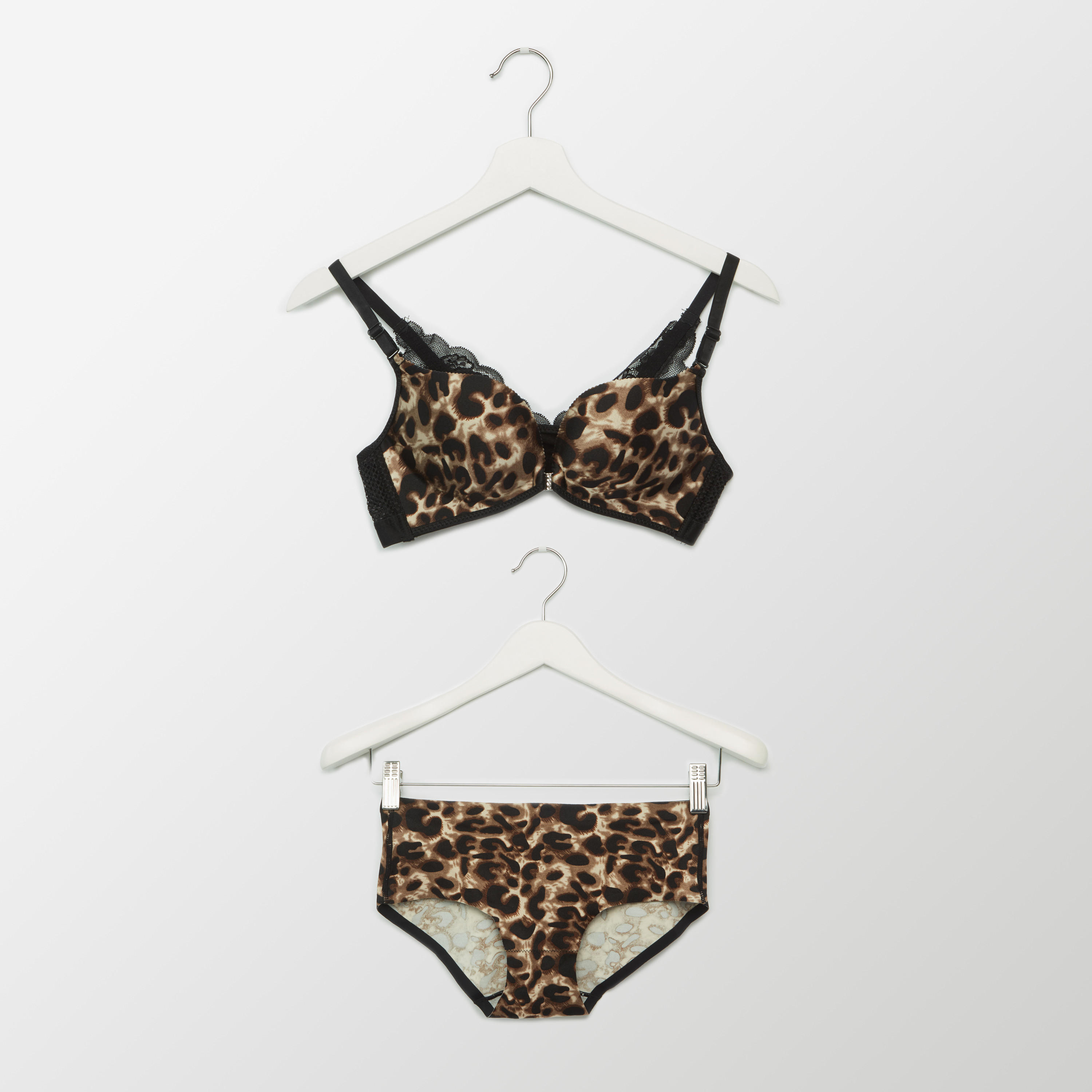طقم سراويل داخلية وصدريّة ديمي مبطّنة بطبعات-women-clothing-lingerie-lingeriesets-image-5