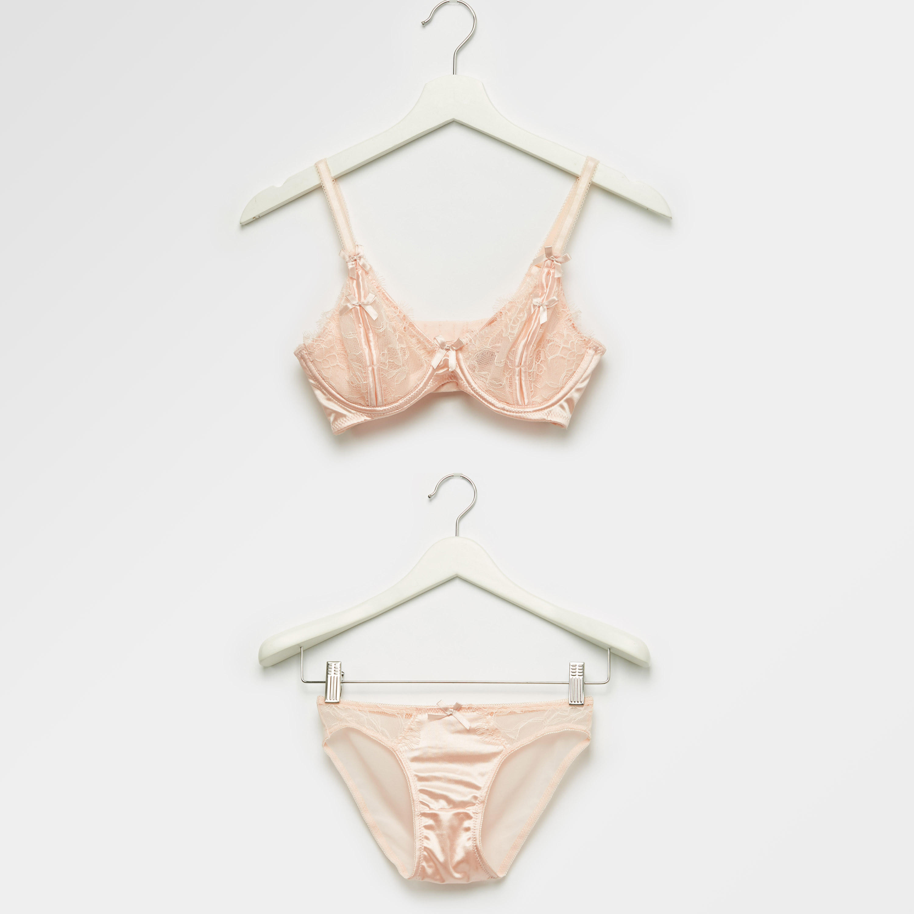 Lace Detail Bra with Briefs-women-clothing-lingerie-lingeriesets-image-1