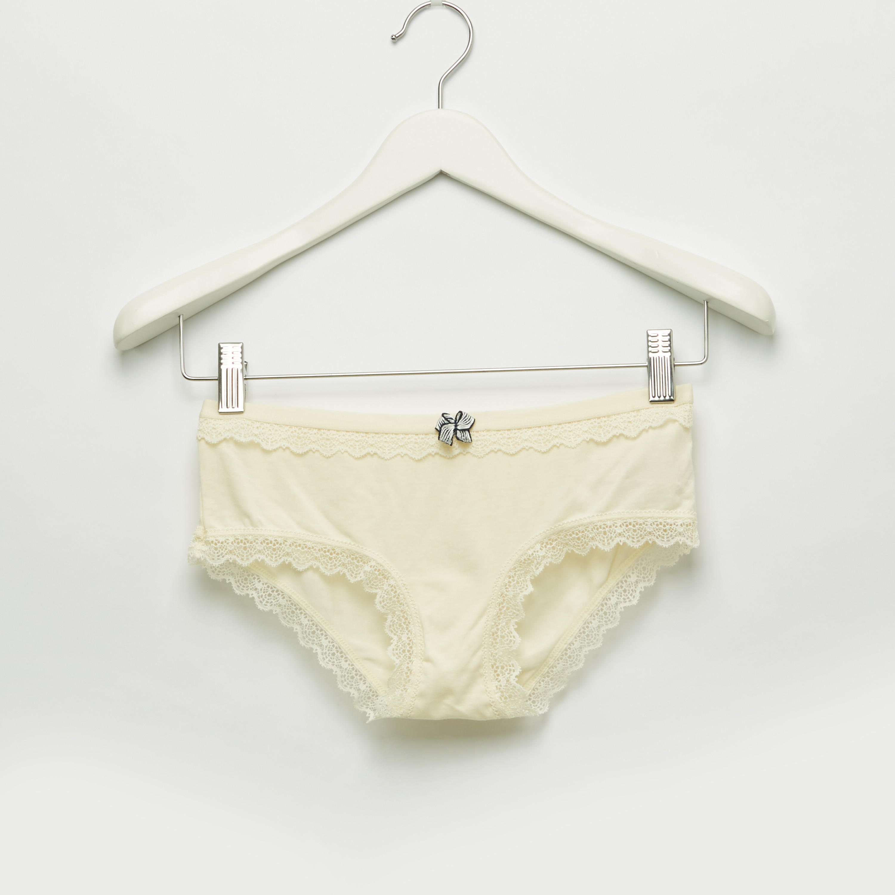 طقم سراويل داخلية وصدريّة مبطّنة بتفاصيل دانتيل-women-clothing-lingerie-bras-image-4