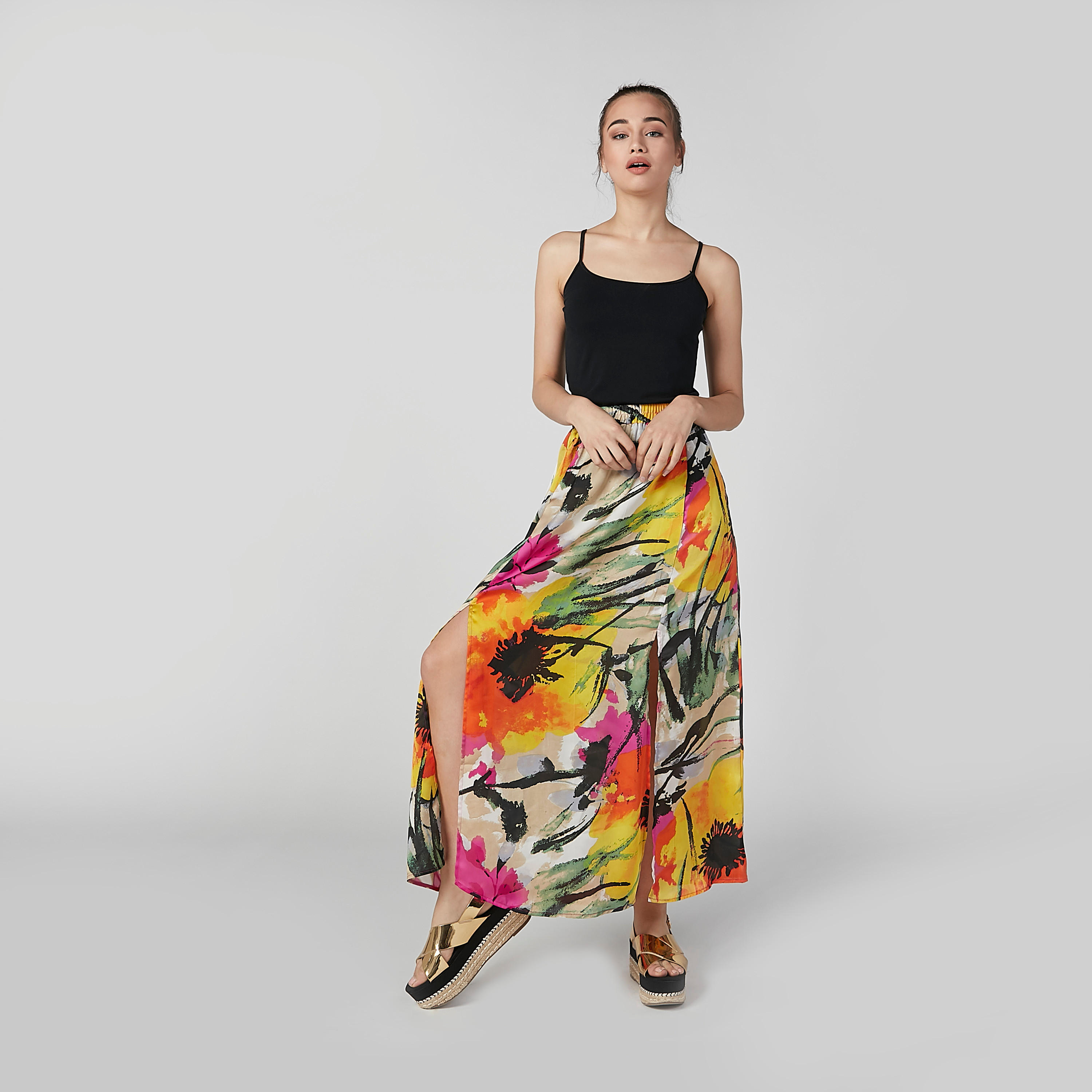 تنورة شاطئ بخصر مطّاطي وطبعات زهرية-women-clothing-bottoms-skirts-image-1