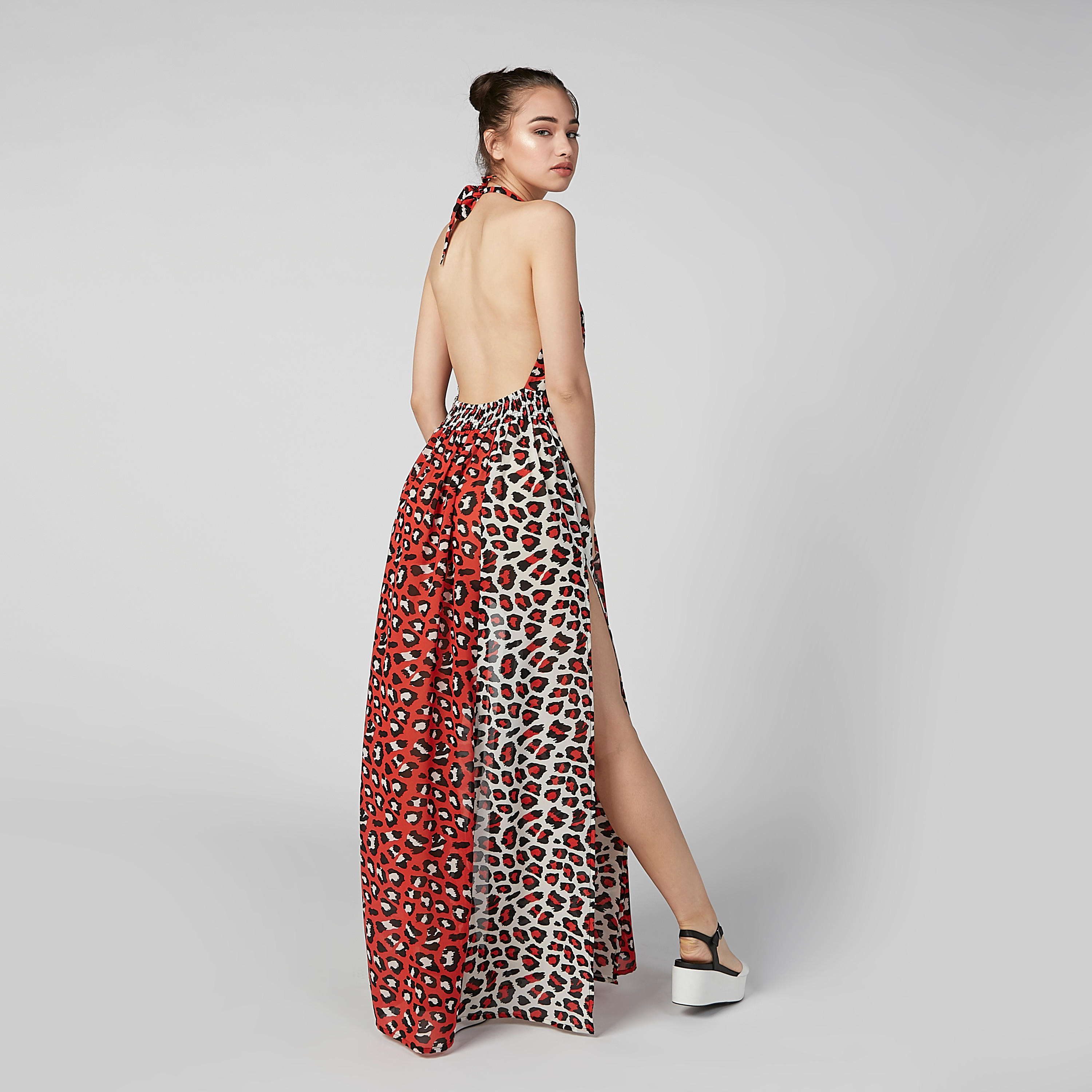فستان طويل بأربطة وفتحة جانبية وطبعات-women-clothing-dresses-image-4