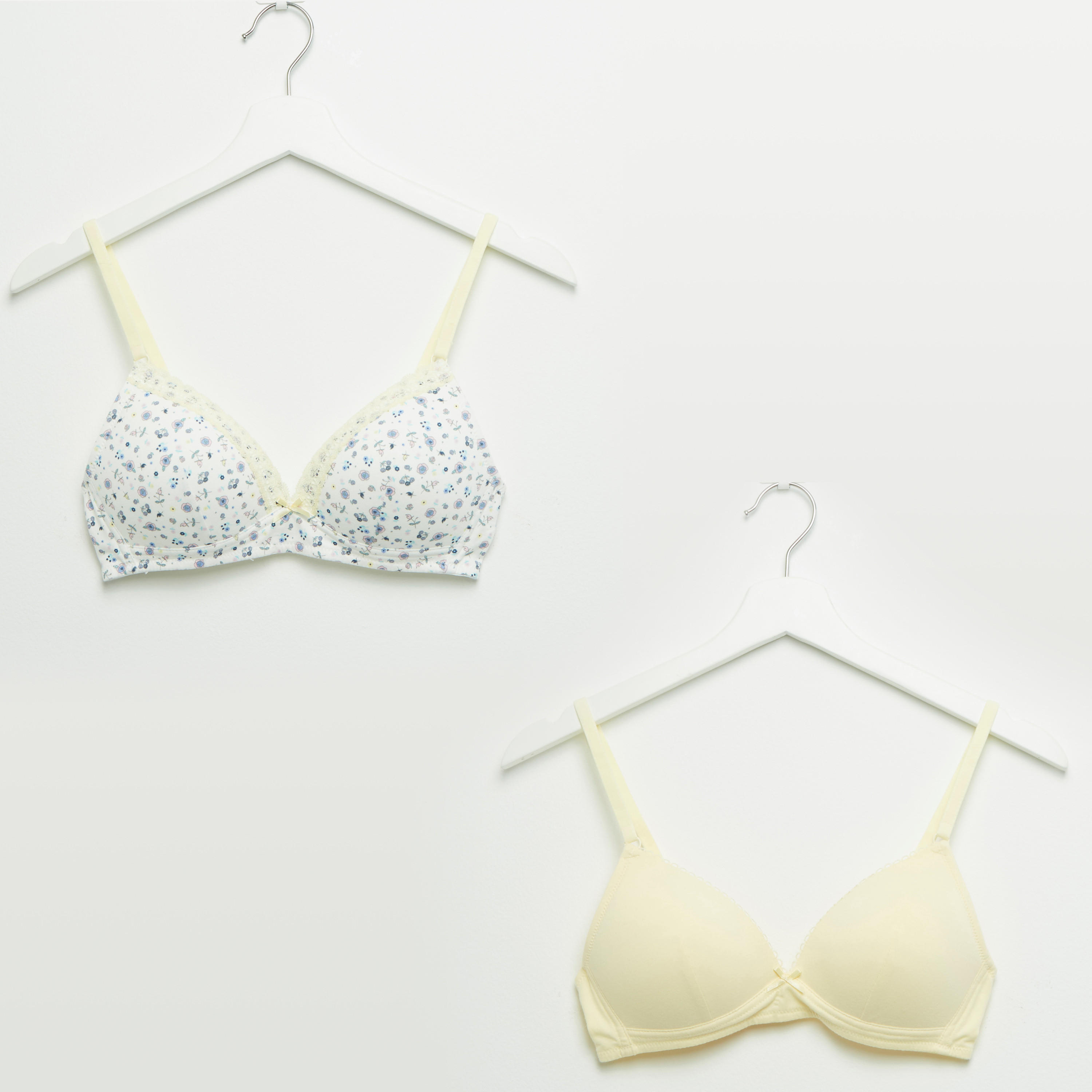 صدريّة تيشيرت مبطّنة بمشبك إغلاق ناعم - طقم من قطعتين-women-clothing-lingerie-bras-image-1