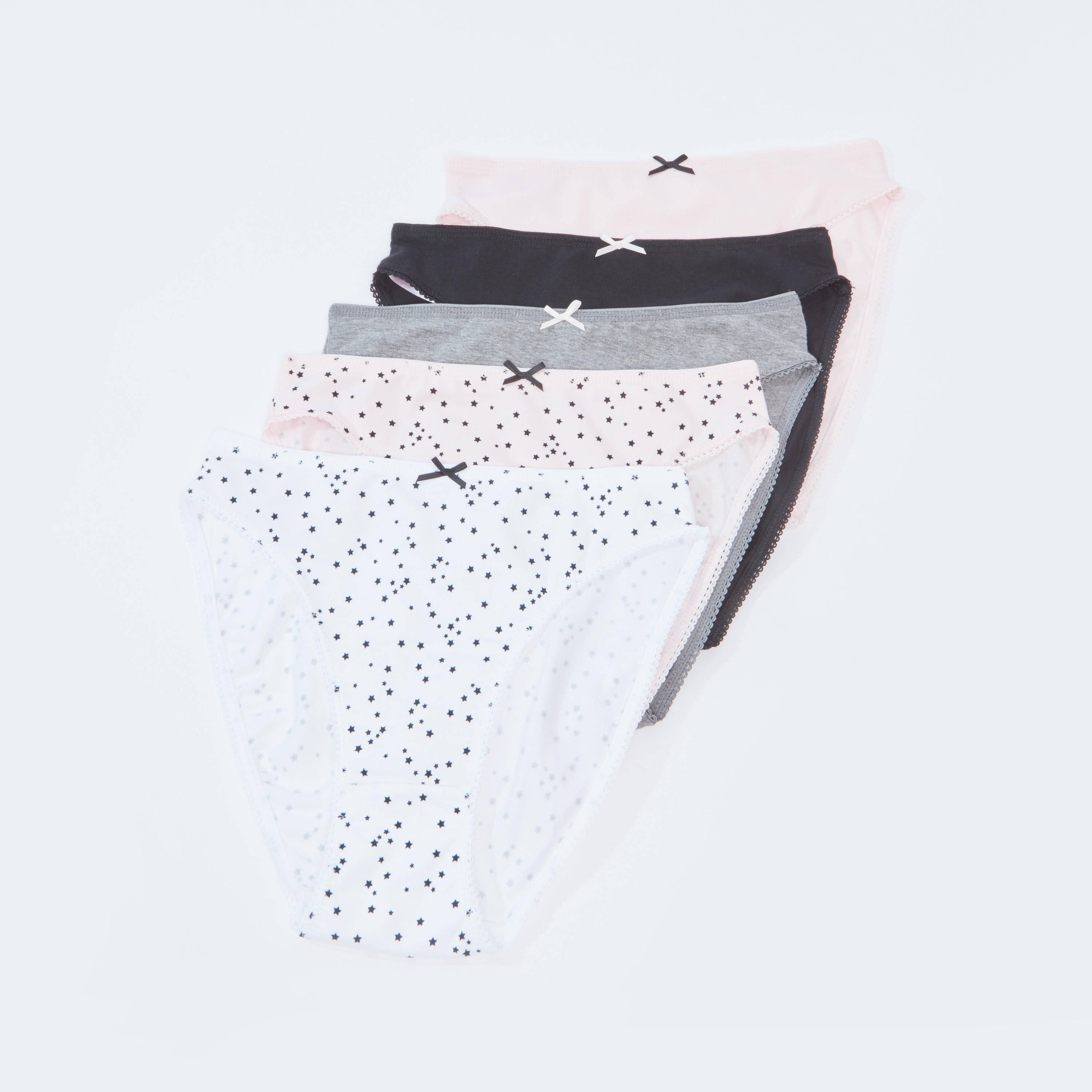 سراويل داخلية متنوعة بتفاصيل دانتيل - طقم من 5 قطع-women-clothing-lingerie-panties-image-1