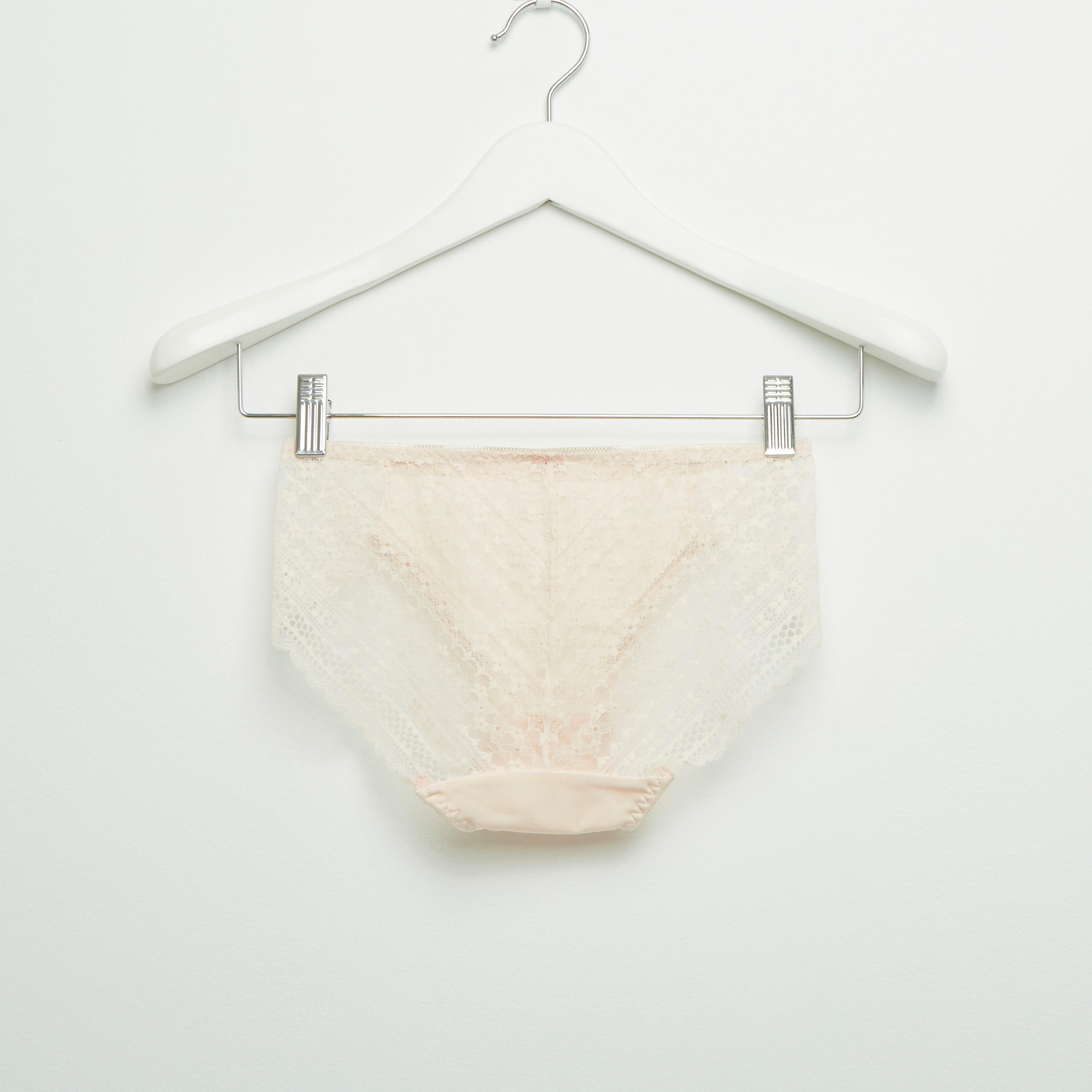 طقم سراويل داخلية وصدريّة ديمي دانتيل مبطّنة-women-clothing-lingerie-lingeriesets-image-5