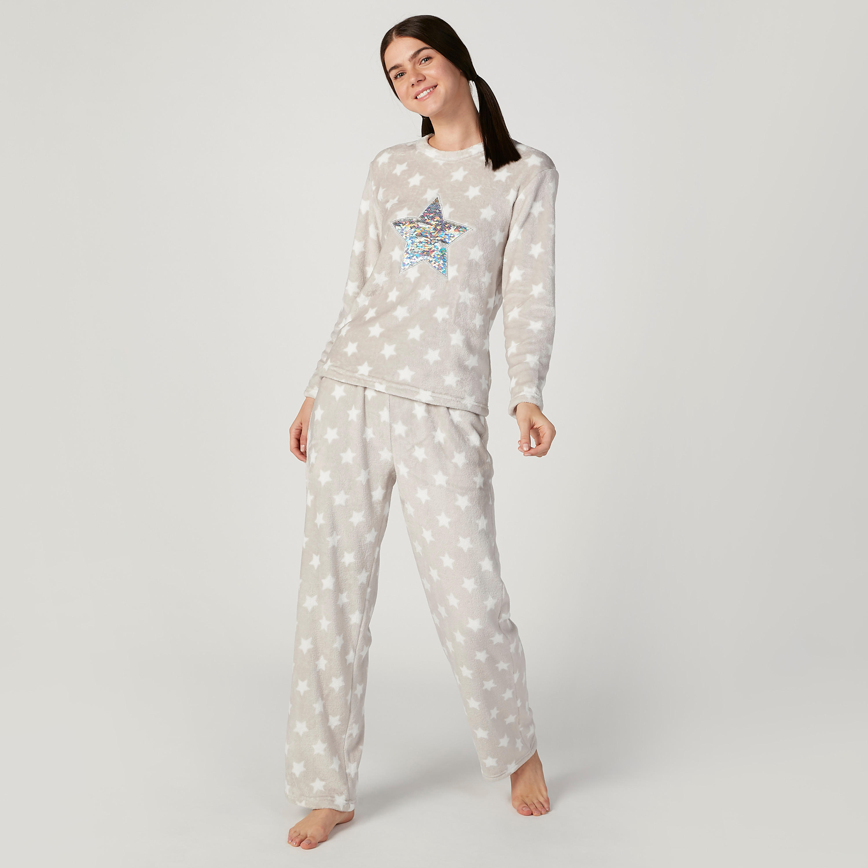 طقم بنطلون بيجاما وتيشيرت بأكمام طويلة وطبعات-women-clothing-nightwear-pyjamas-longsets-image-1