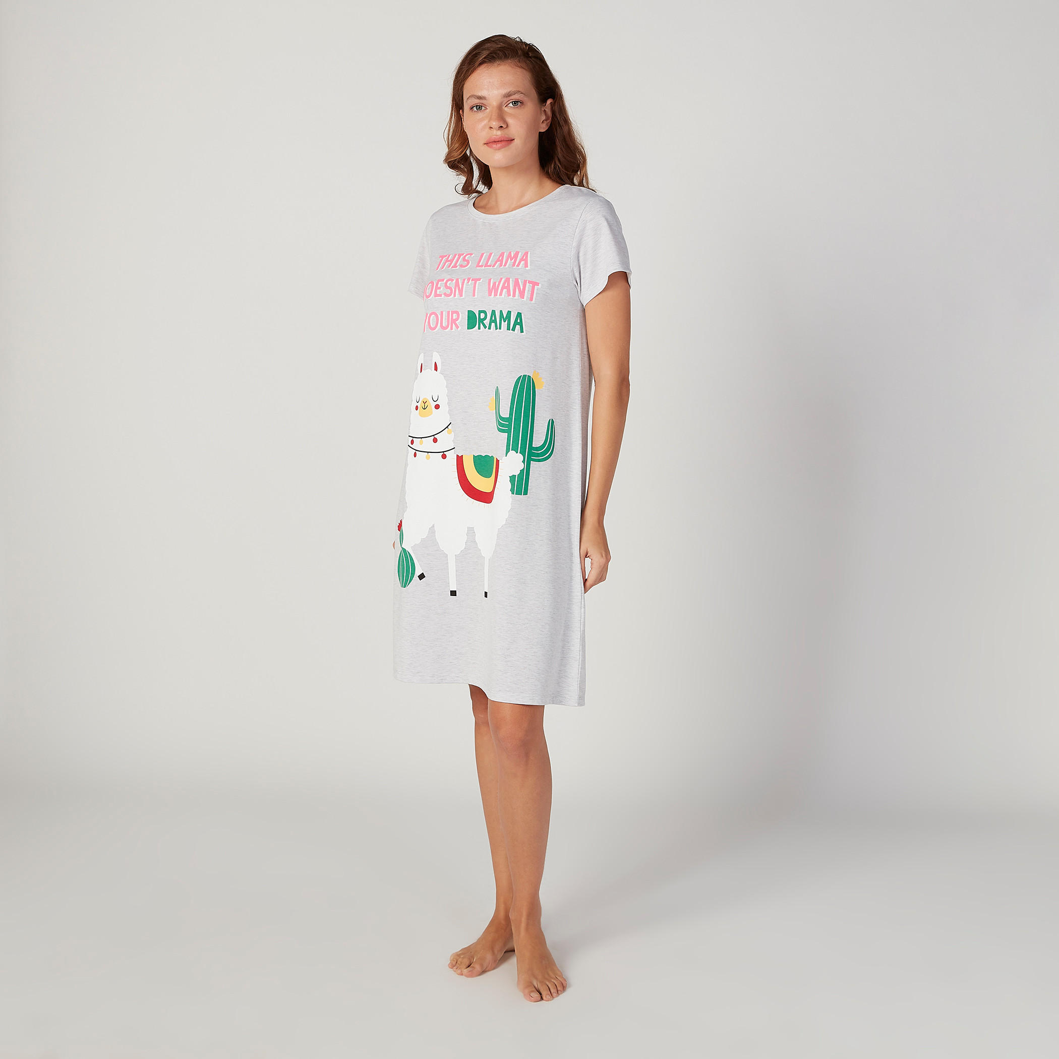 قميص نوم بياقة مستديرة وأكمام قصيرة وطبعات - طقم من قطعتين-women-clothing-nightwear-nighties-image-2