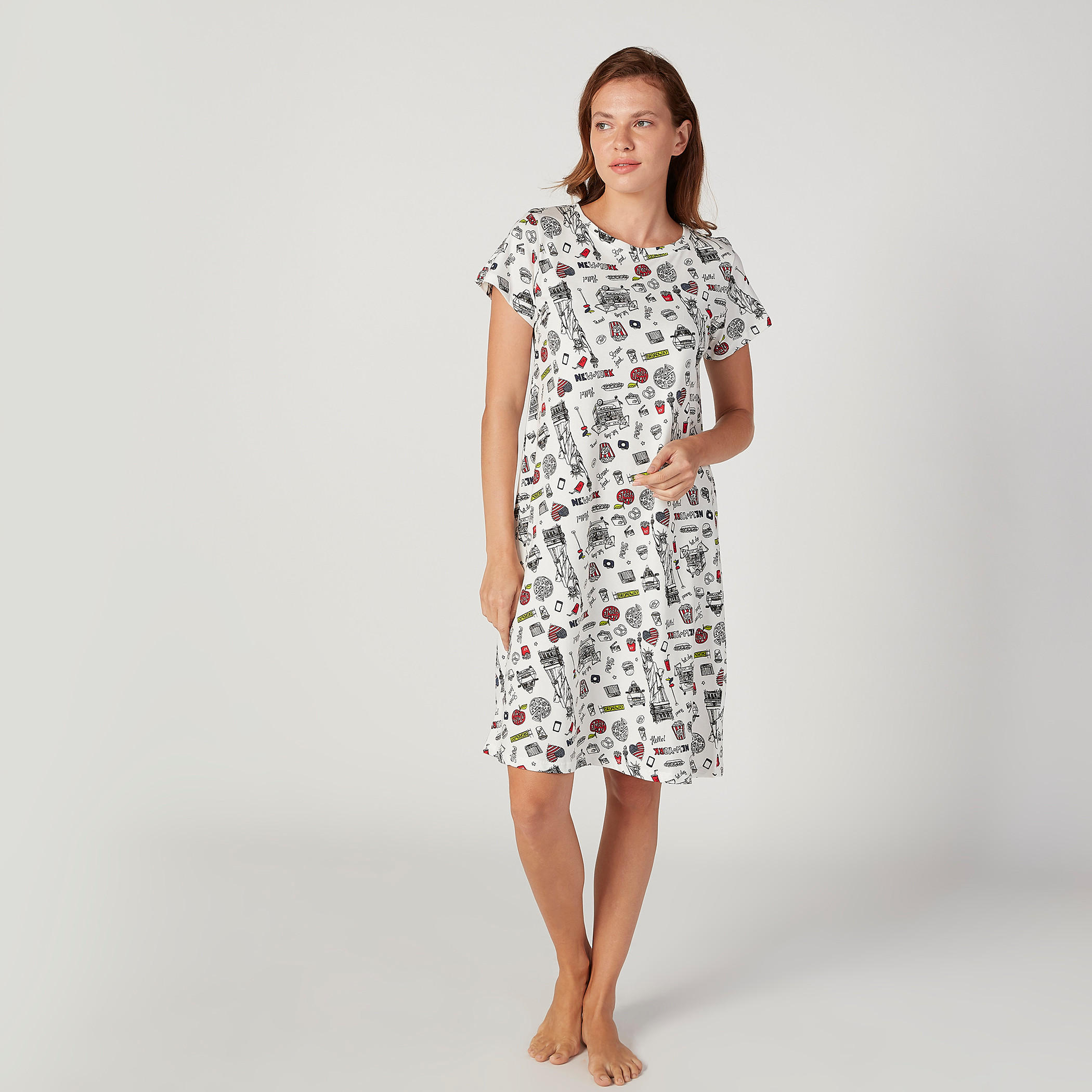 قميص نوم بياقة مستديرة وأكمام قصيرة وطبعات - طقم من قطعتين-women-clothing-nightwear-nighties-image-2