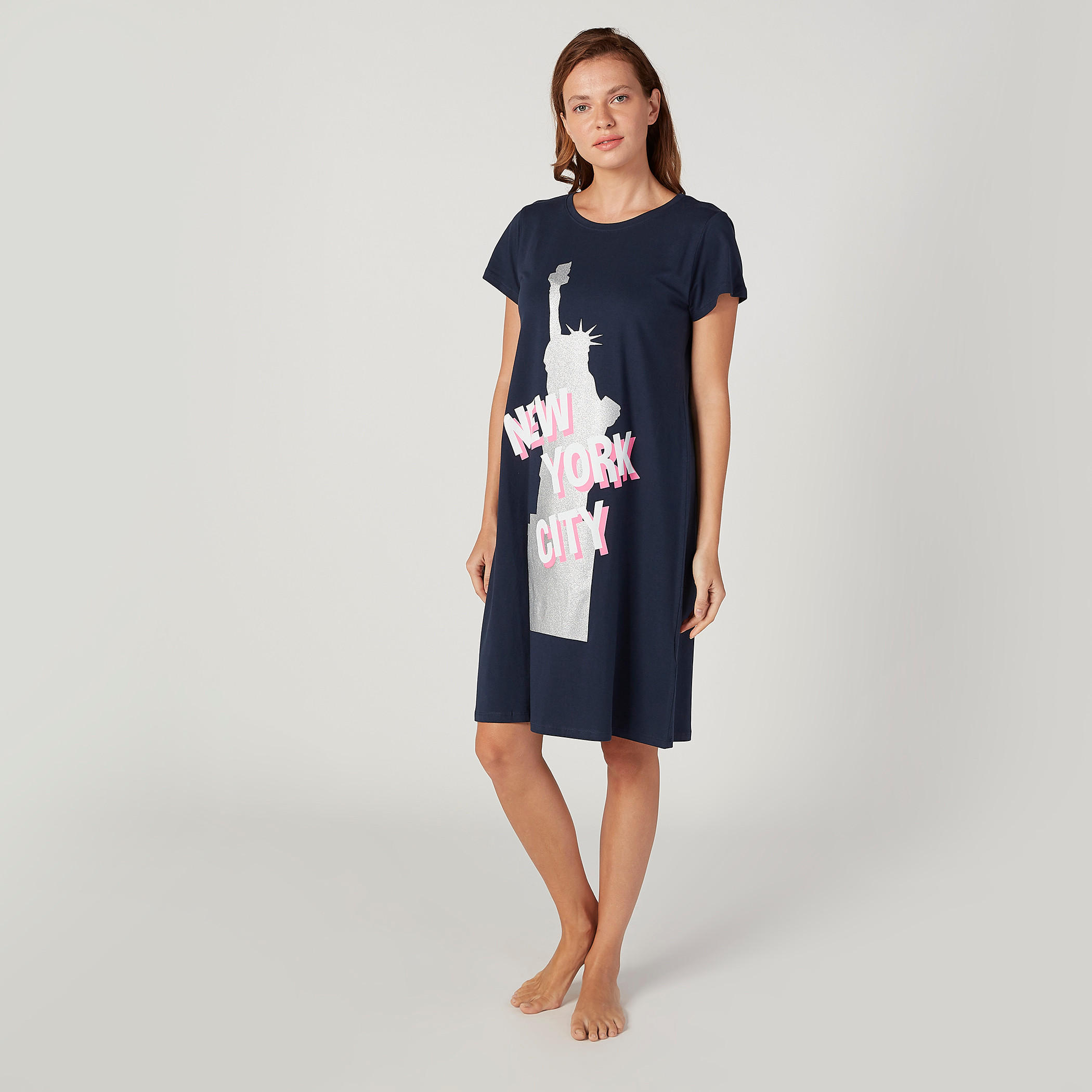 قميص نوم بياقة مستديرة وأكمام قصيرة وطبعات - طقم من قطعتين-women-clothing-nightwear-nighties-image-3