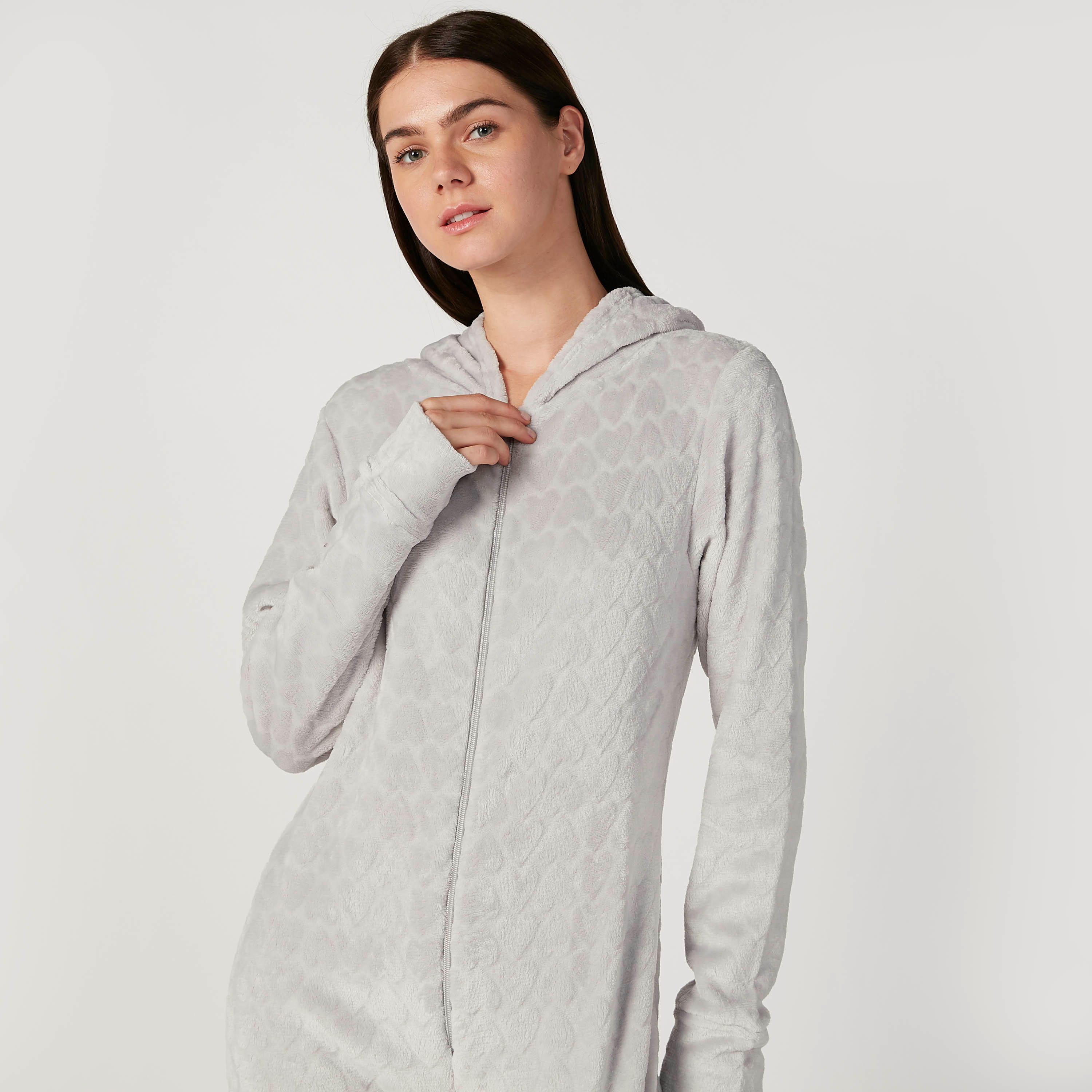 أفرول بقبعة وأكمام طويلة وطبعات-women-clothing-nightwear-nighties-image-3