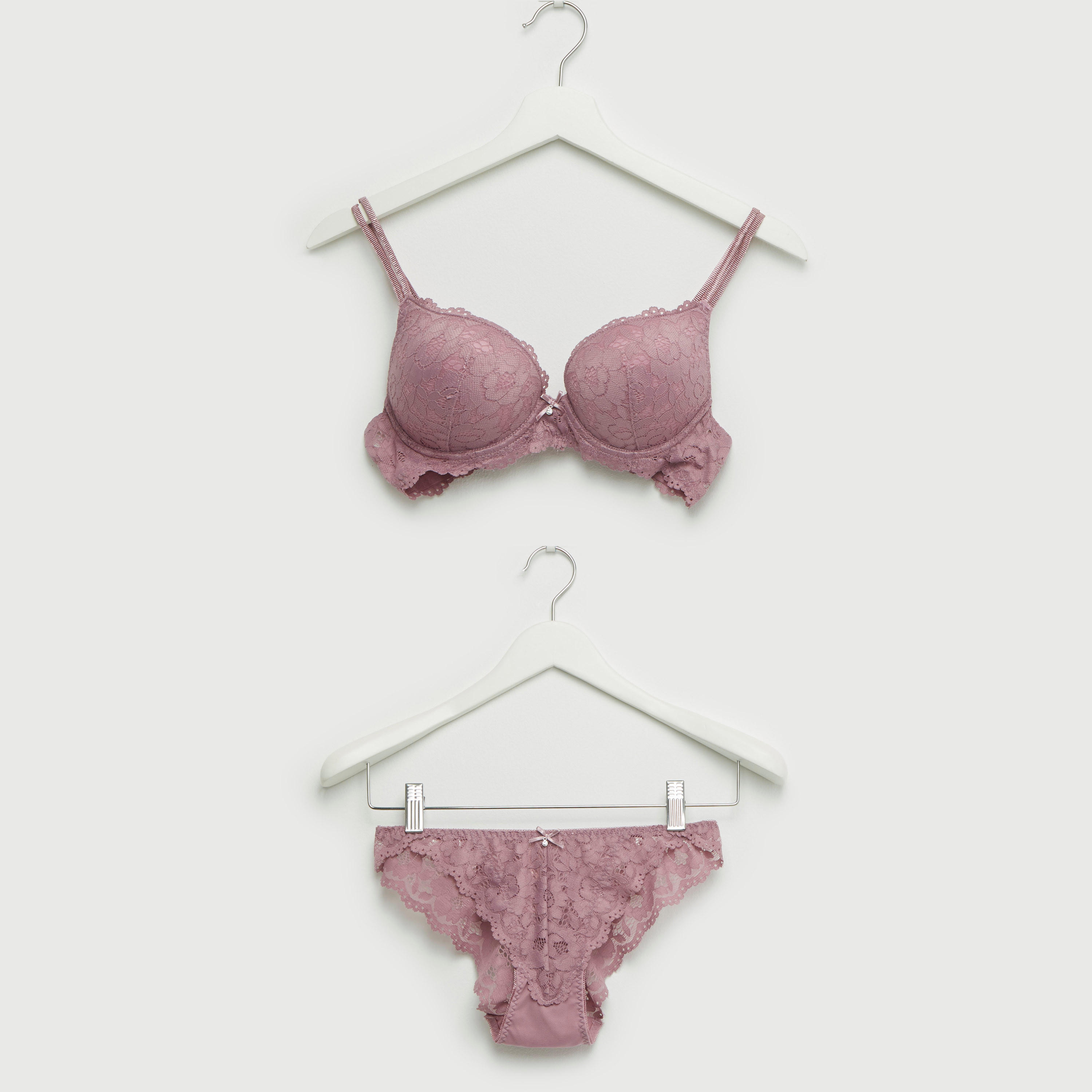 طقم سراويل داخلية وصدريّة ديمي دانتيل مبطّنة-women-clothing-lingerie-lingeriesets-image-5