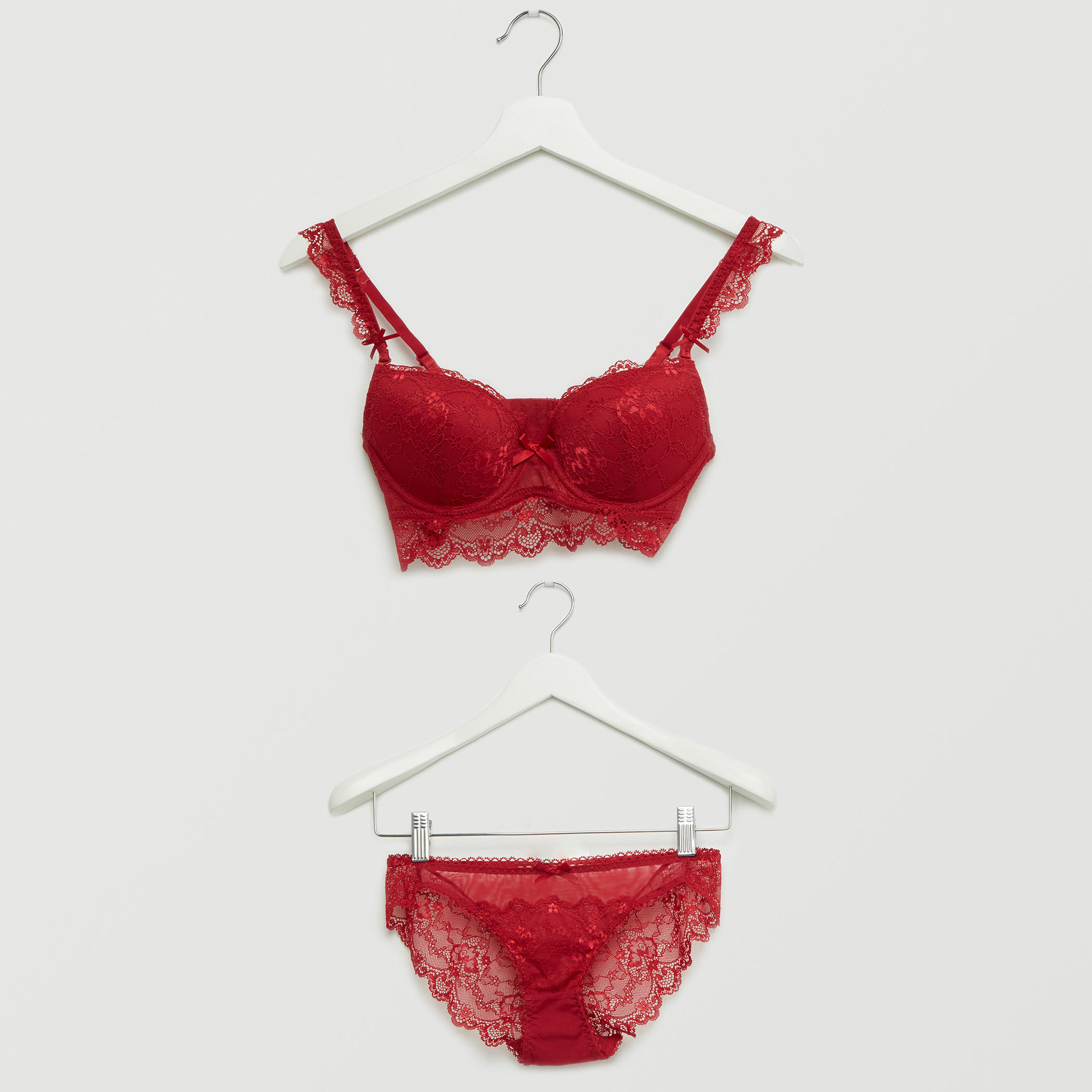 طقم سراويل داخلية وصدريّة دانتيل مبطّنة-women-clothing-lingerie-lingeriesets-image-5