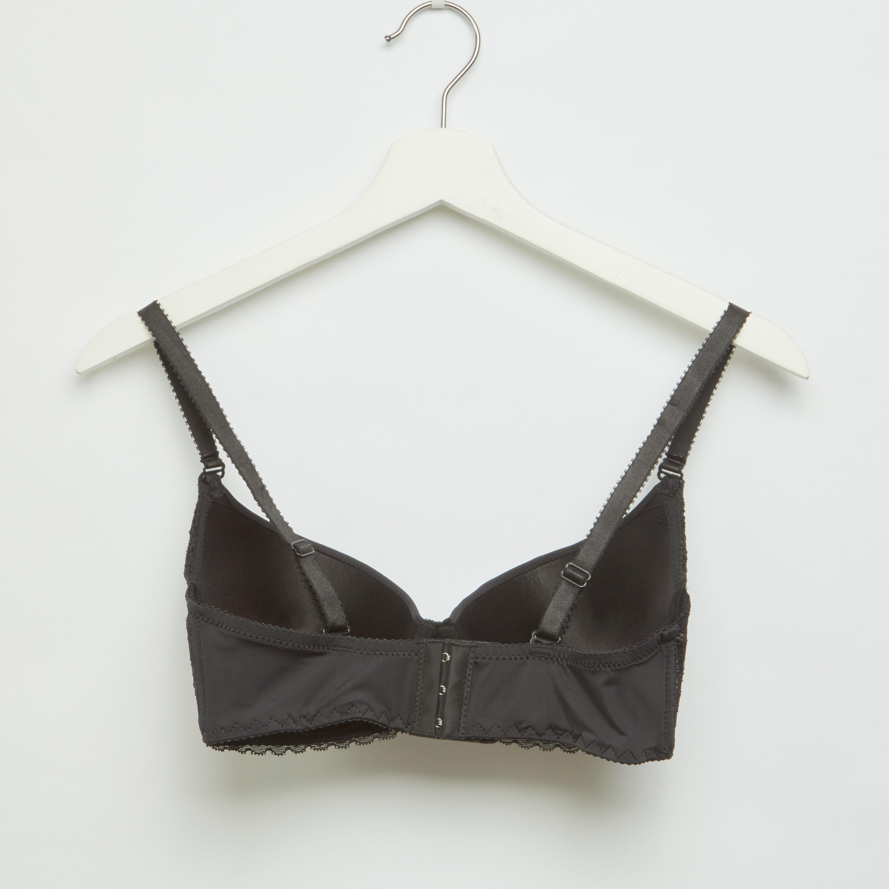 طقم سراويل داخلية وصدريّة بلانج مبطّنة بتفاصيل دانتيل-women-clothing-lingerie-lingeriesets-image-3
