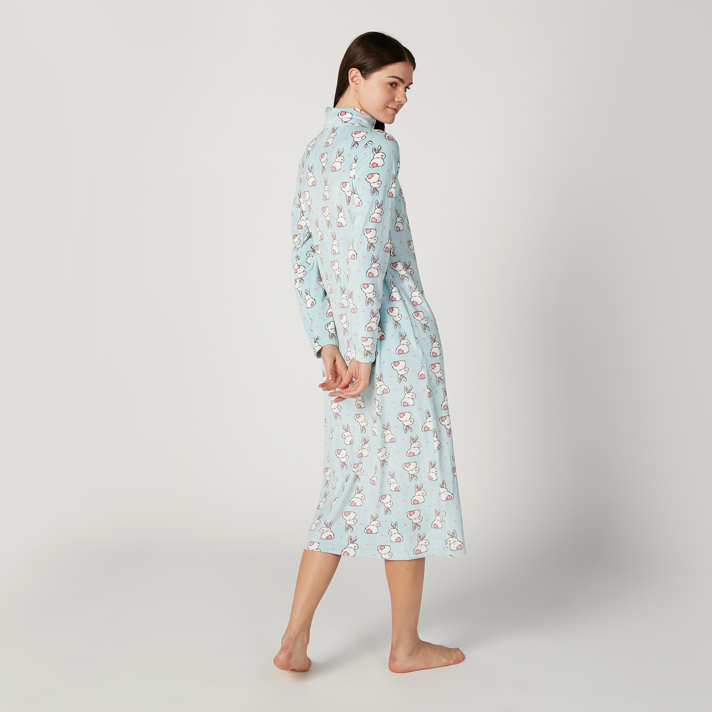 قميص نوم بياقة مستديرة ضيّقة وأكمام طويلة وطبعات-women-clothing-nightwear-nighties-image-2