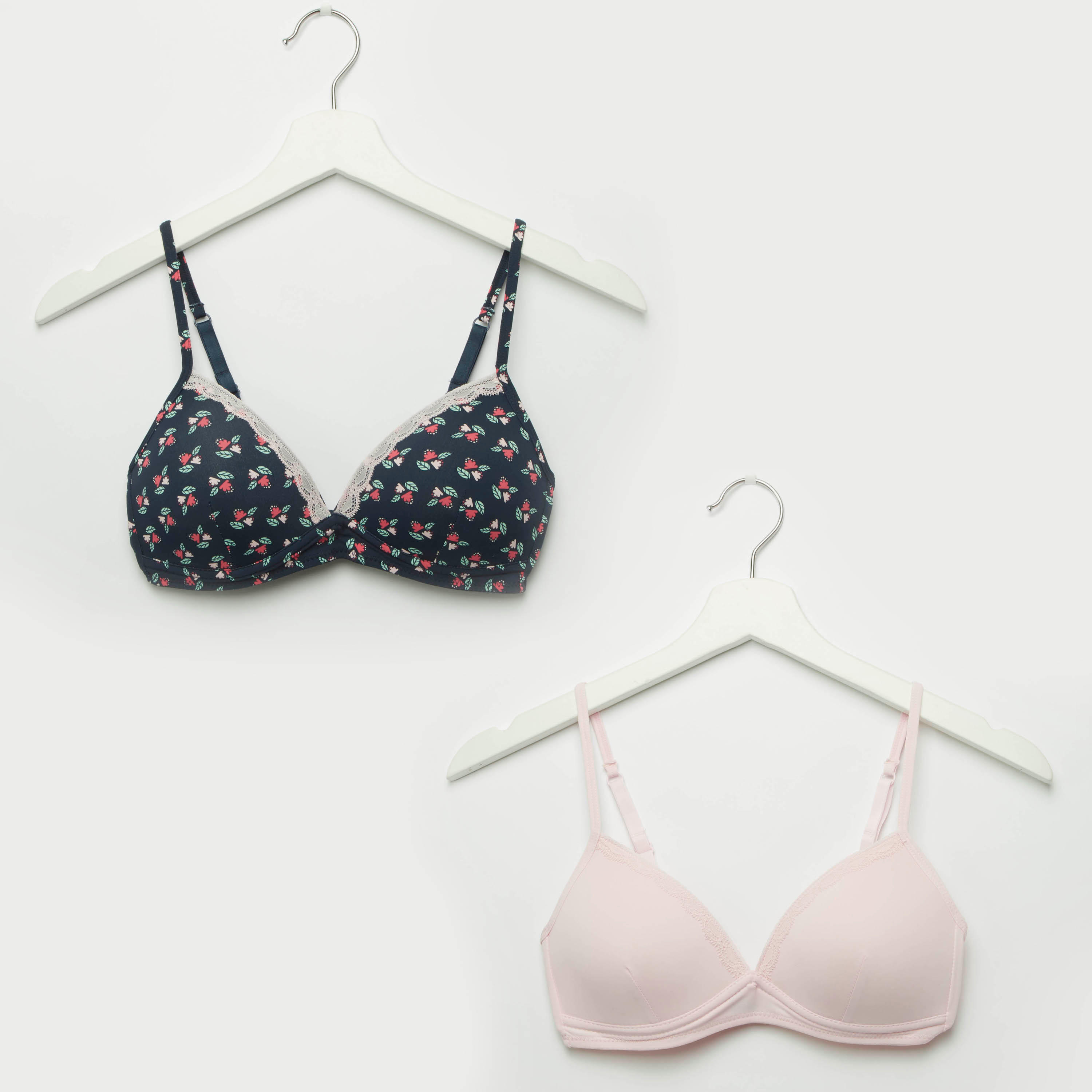 صدريّة تيشيرت ببطانة خفيفة وحمّالات قابلة للتعديل - طقم من قطعتين متنوعتين-women-clothing-lingerie-bras-image-1