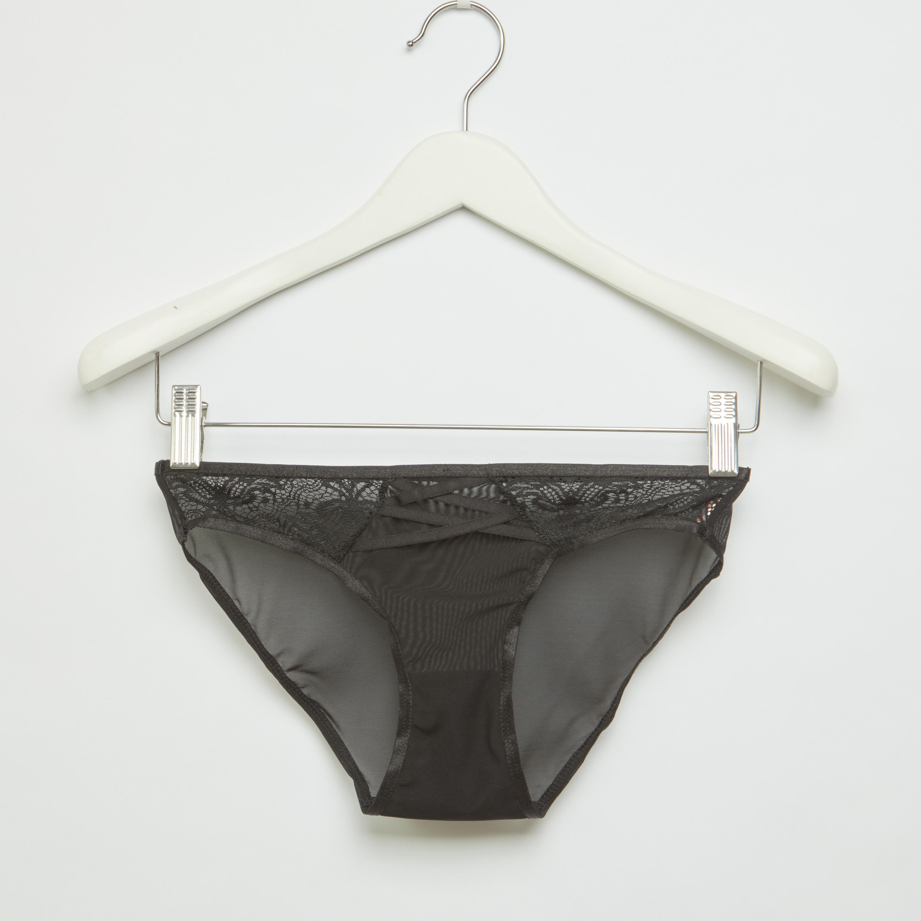 طقم سراويل داخلية وصدريّة بلانج مبطّنة بتفاصيل دانتيل-women-clothing-lingerie-lingeriesets-image-4
