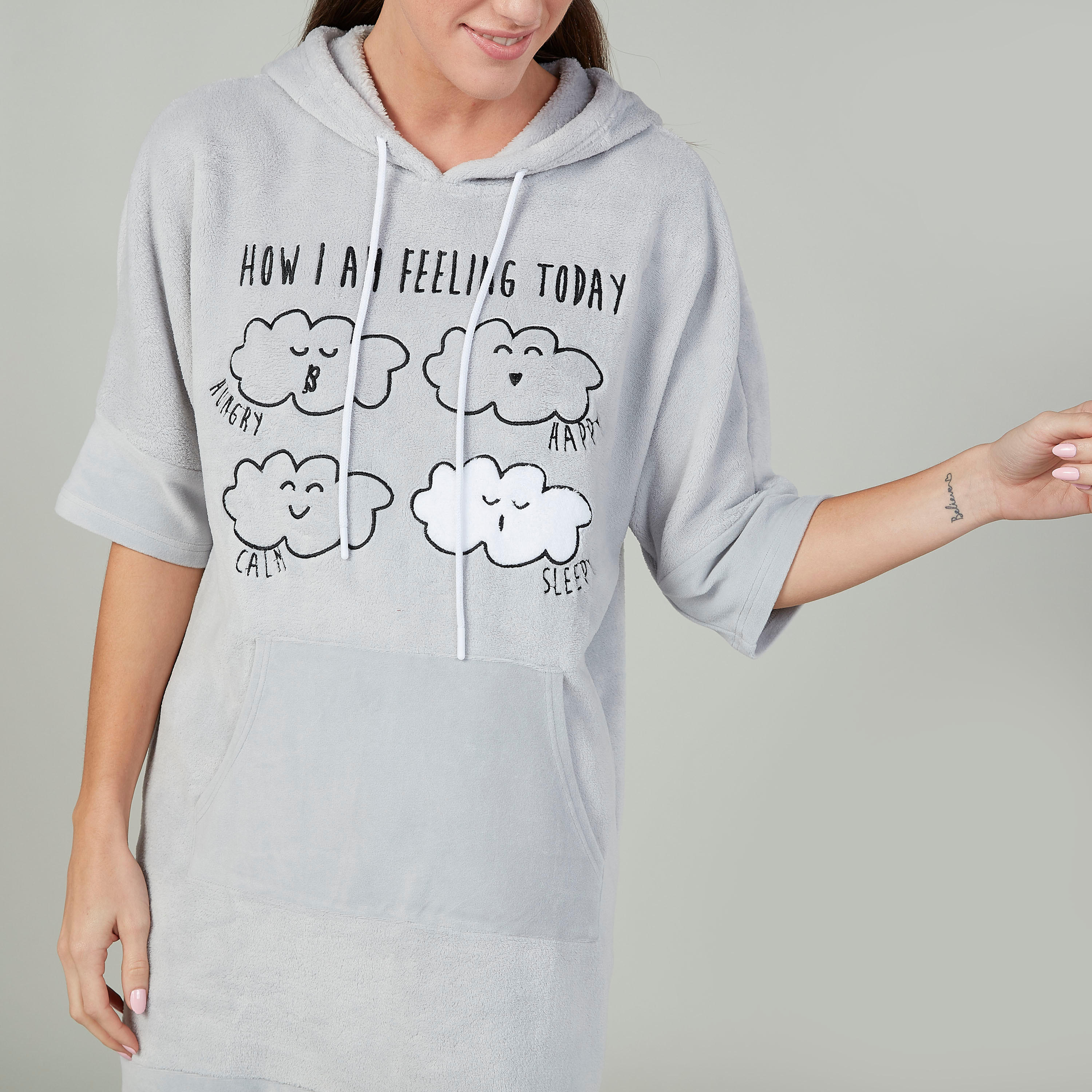 قميص نوم بقبعة وأكمام 3/4 وطبعات-women-clothing-nightwear-nighties-image-3