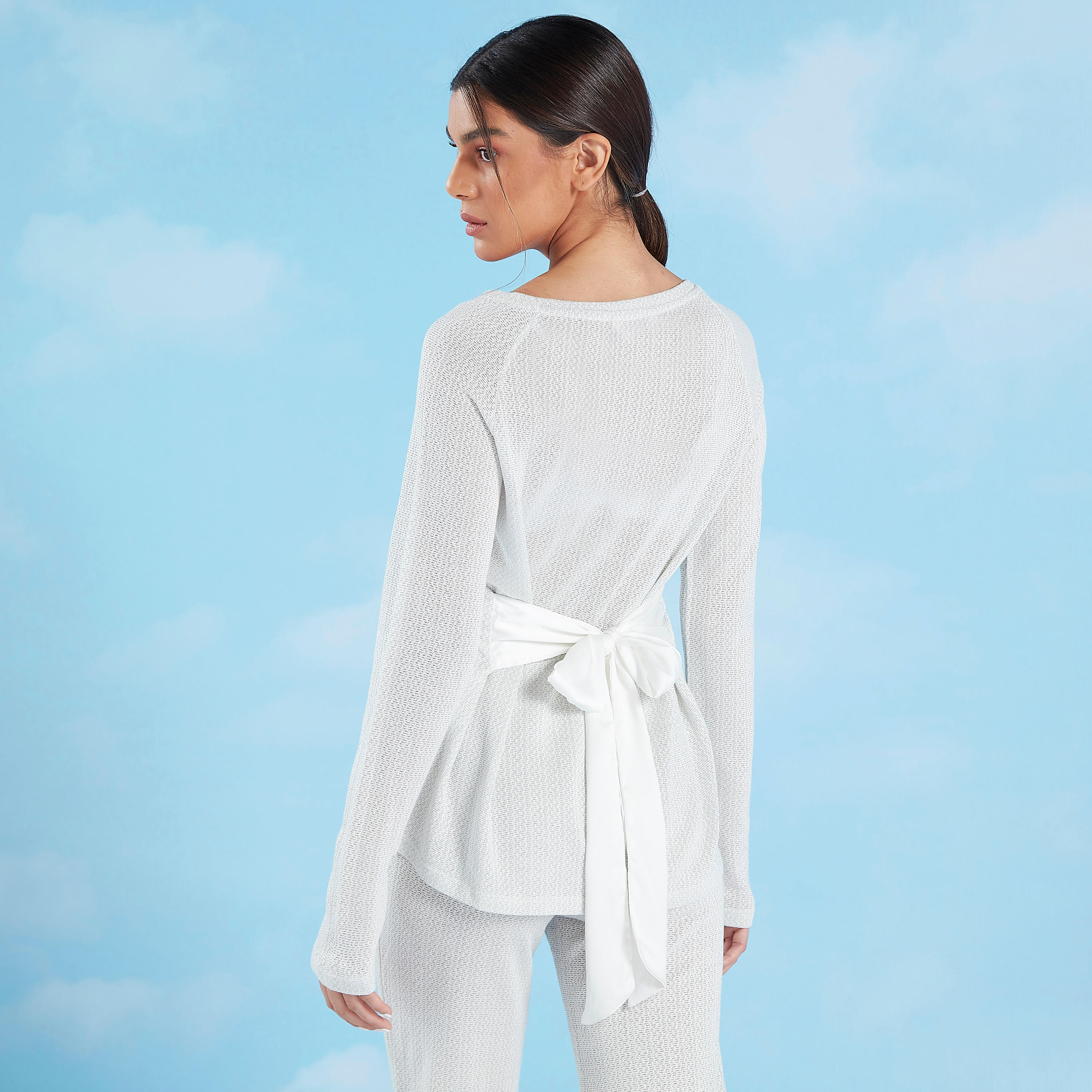 تيشيرت مستدام سليم بياقة ضيّقة وطبعات سمايلي وورلد-women-clothing-nightwear-pyjamas-longsets-image-6