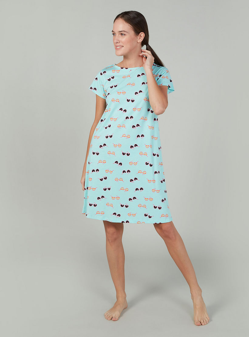 قميص نوم بياقة مستديرة وأكمام قصيرة وطبعات - طقم من قطعتين-women-clothing-nightwear-nighties-image-2