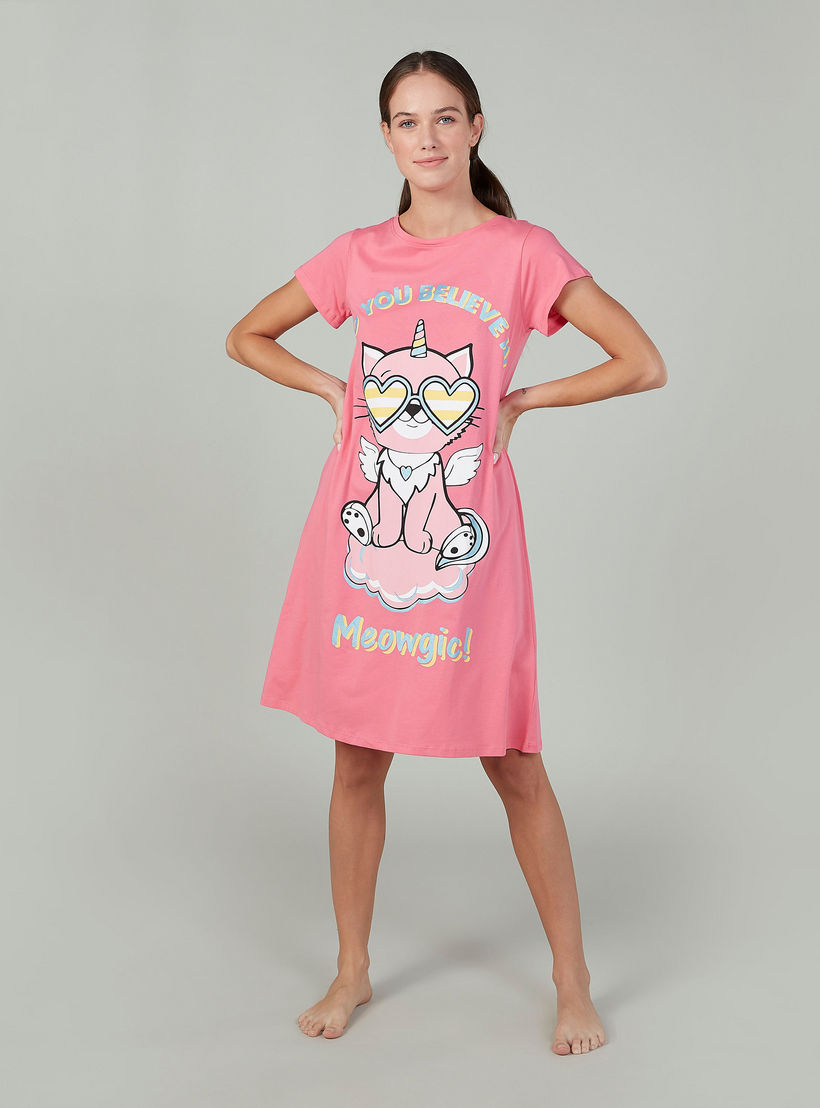 قميص نوم بياقة مستديرة وأكمام قصيرة وطبعات - طقم من قطعتين-women-clothing-nightwear-nighties-image-3