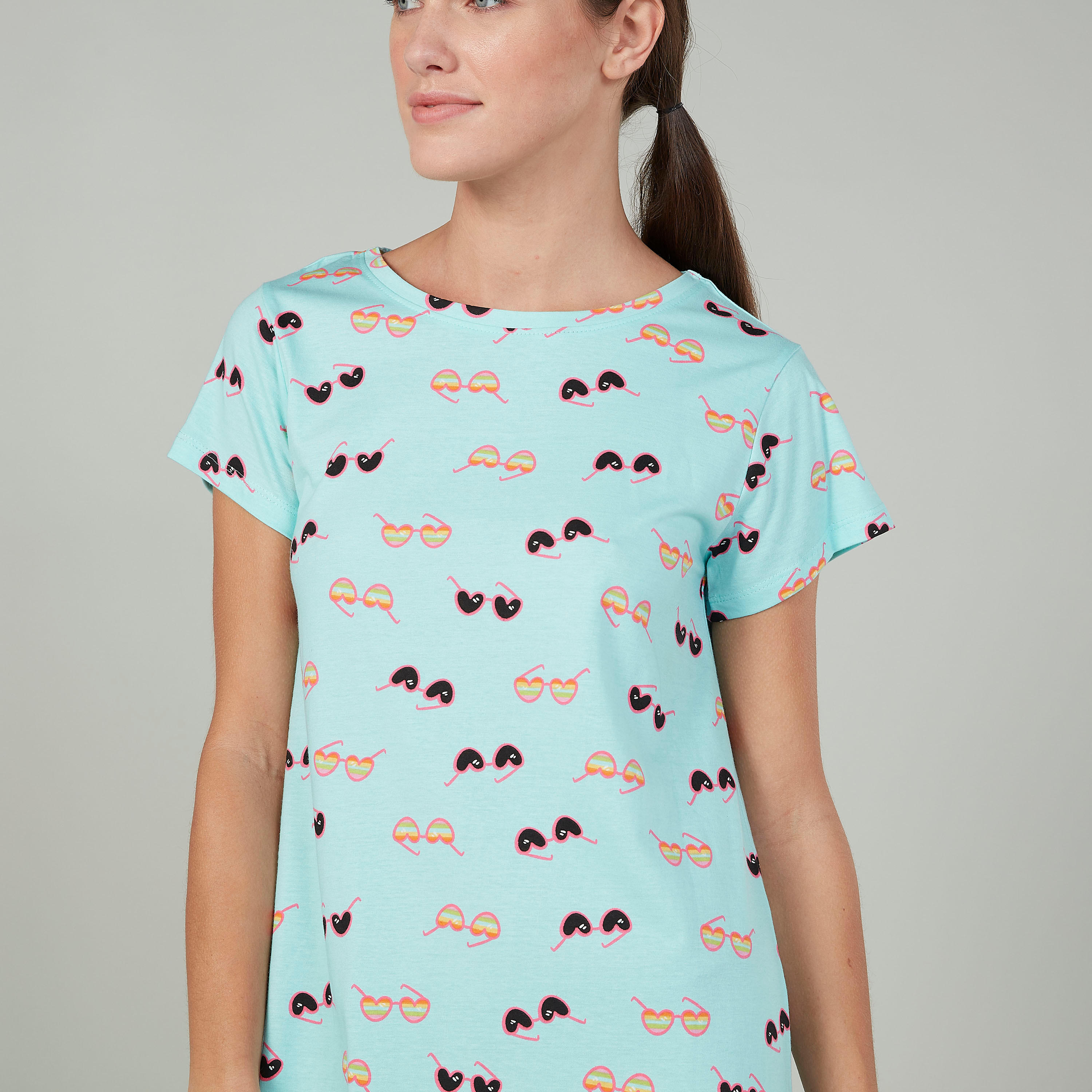 قميص نوم بياقة مستديرة وأكمام قصيرة وطبعات - طقم من قطعتين-women-clothing-nightwear-nighties-image-6