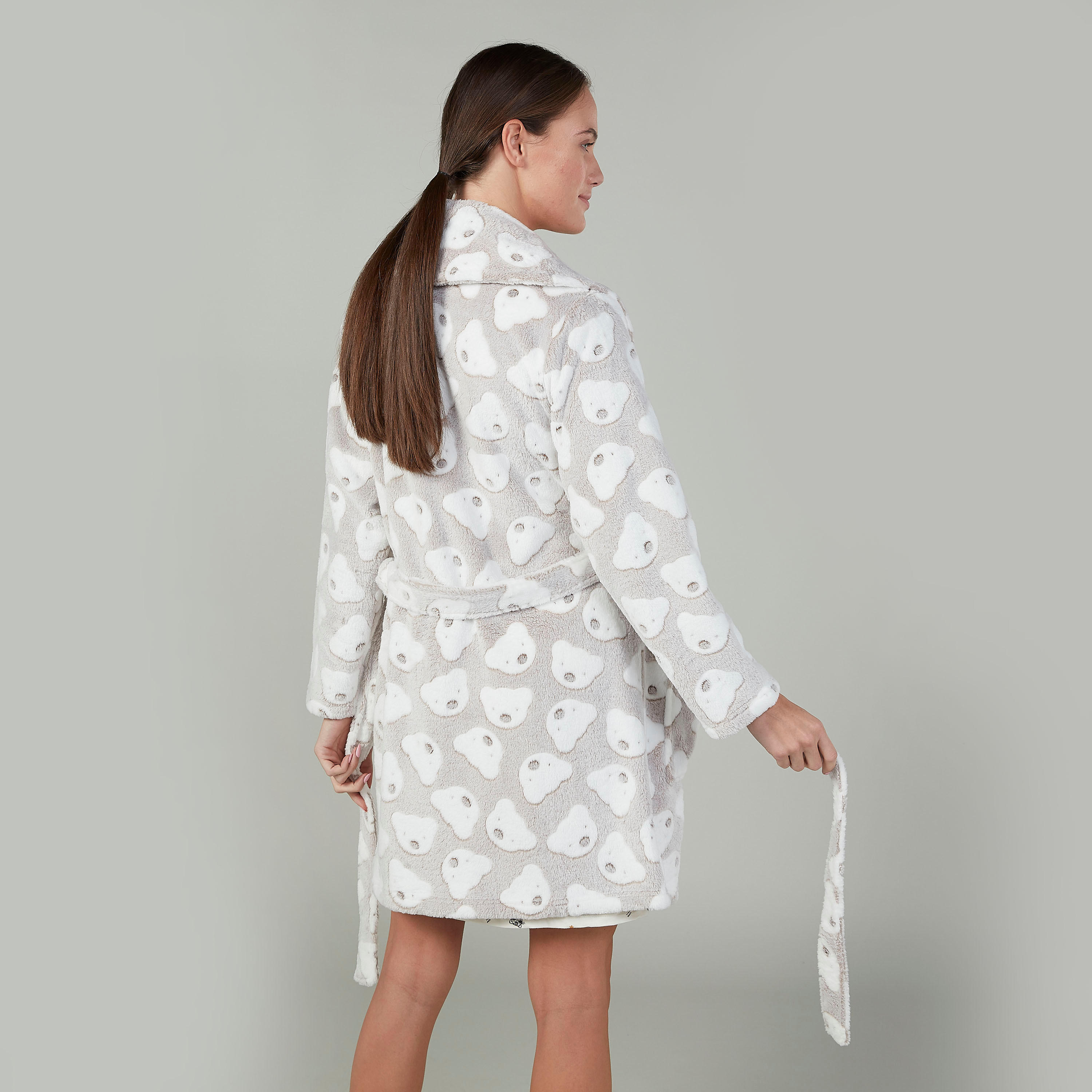 روب بأكمام طويلة وأربطة وطبعات-women-clothing-nightwear-robes-image-1
