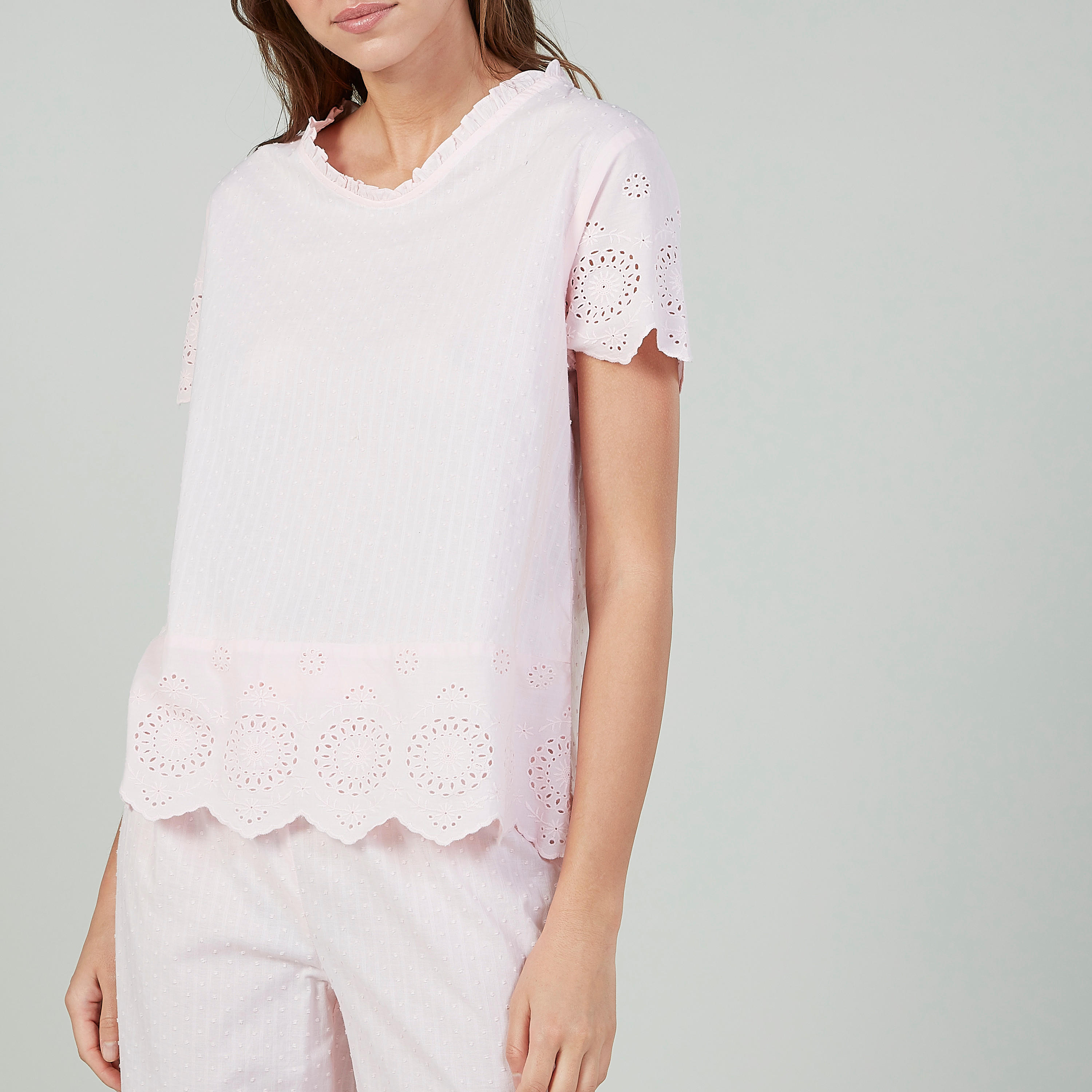 بلوزة بياقة مستديرة  وتفاصيل شيفلي وبنطلون 3/4-women-clothing-nightwear-pyjamas-longsets-image-5