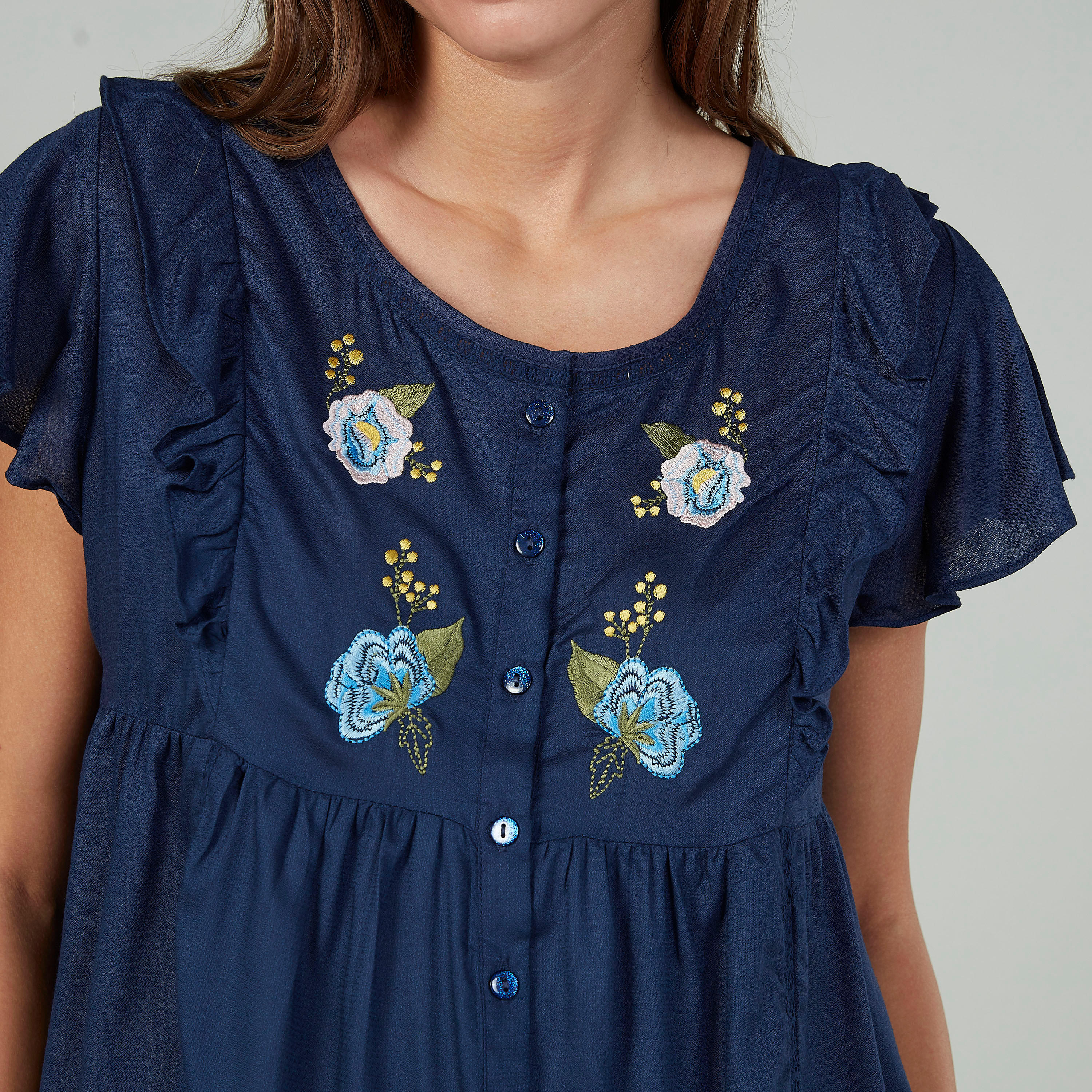 بلوزة بياقة مستديرة بطبعات مع بنطلون كابري بجيوب-women-clothing-nightwear-pyjamas-longsets-image-3