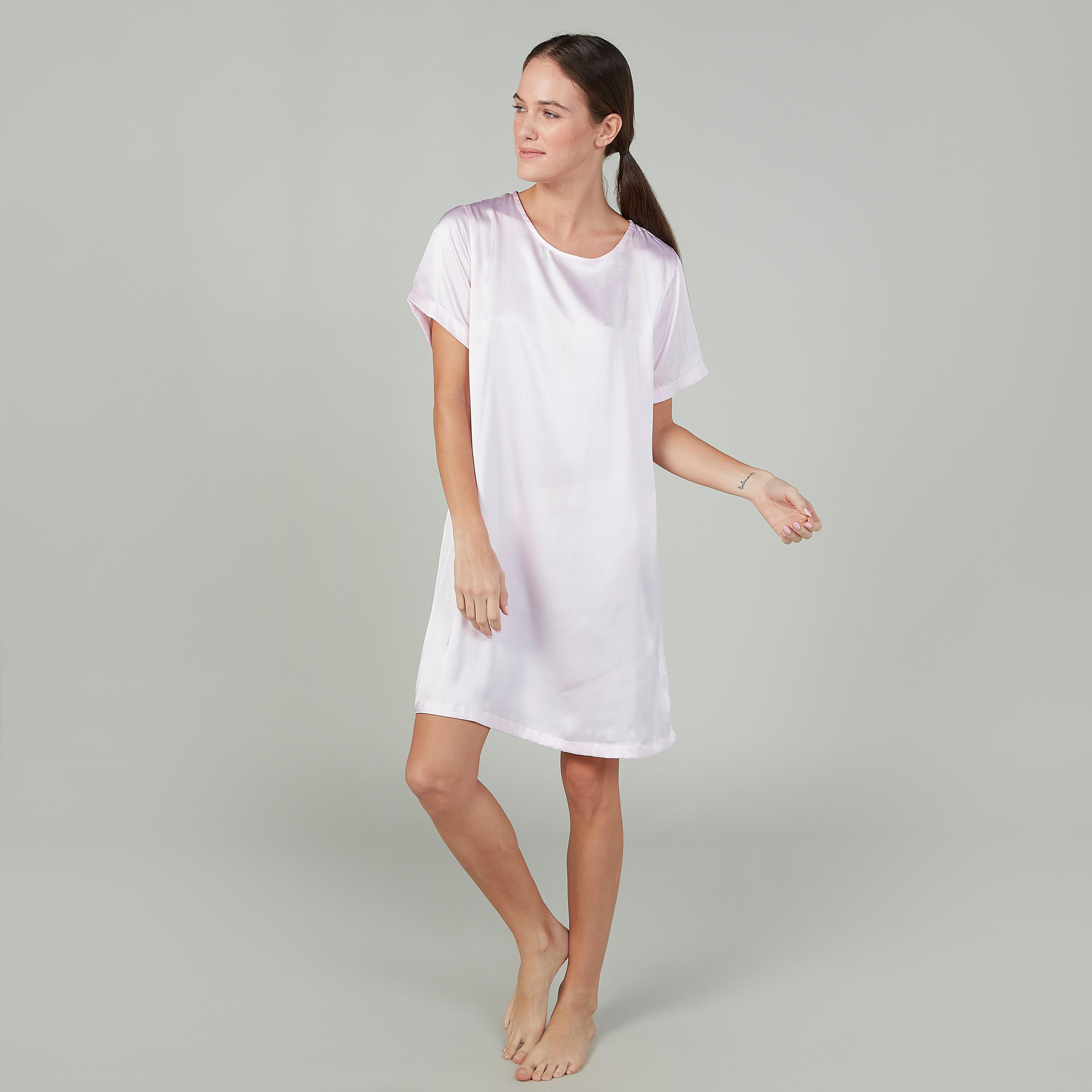فستان نوم بياقة مستديرة وأكمام قصيرة - طقم من قطعتين-women-clothing-nightwear-nighties-image-2