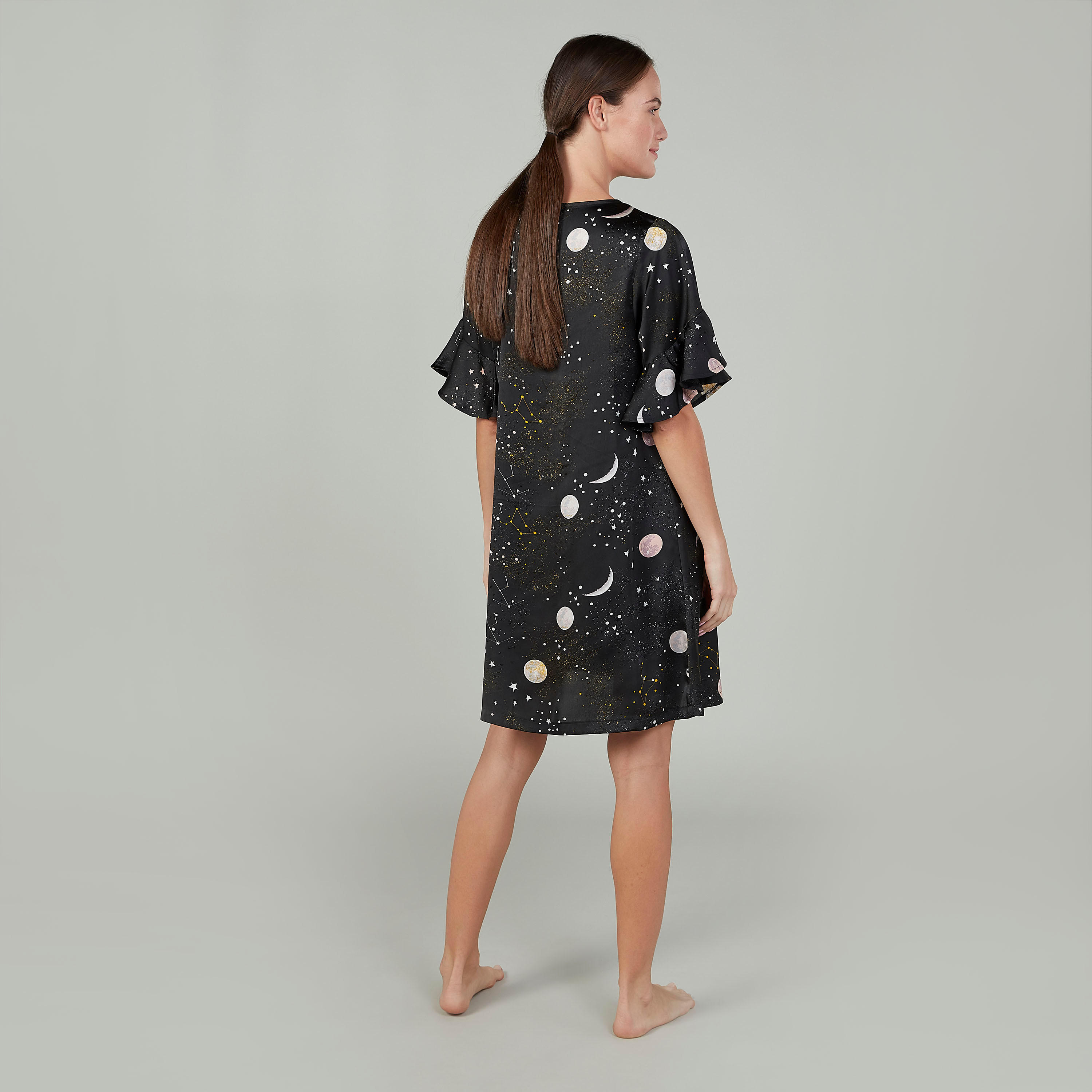 قميص نوم بألوان متنوعة بياقة مستديرة وأكمام كشكش - طقم من قطعتين-women-clothing-nightwear-nighties-image-5